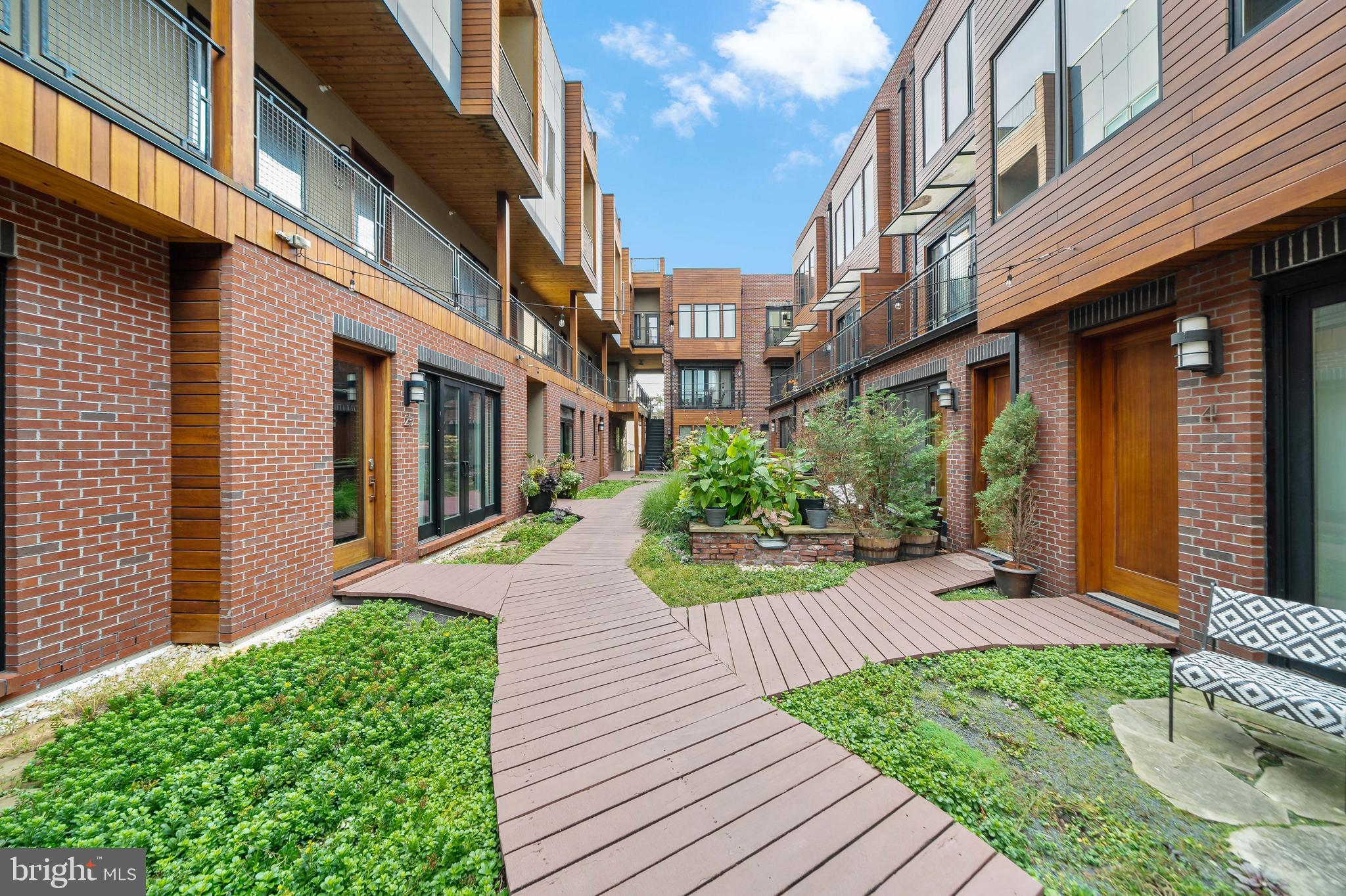 FISHTOWN - Residential Lease