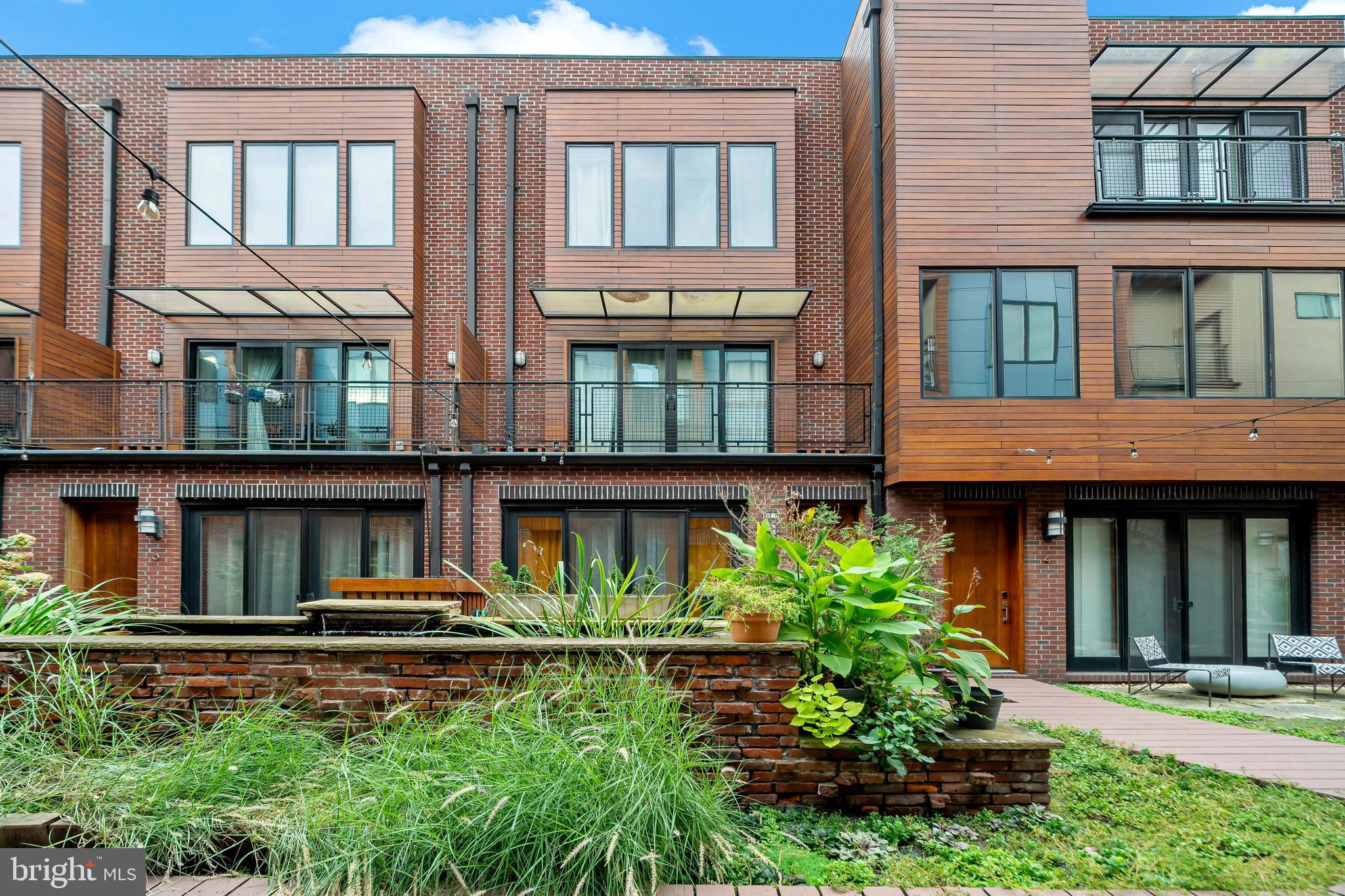 FISHTOWN - Residential Lease