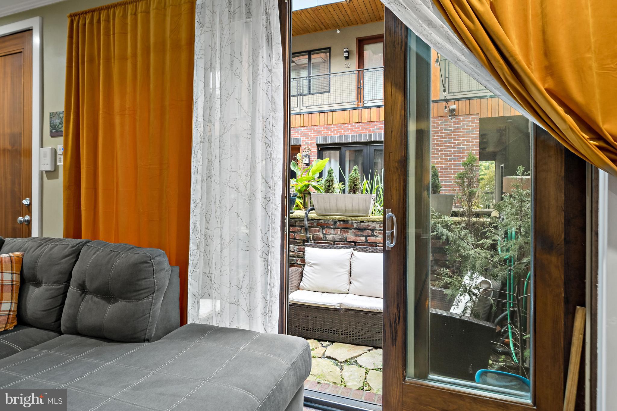 FISHTOWN - Residential Lease