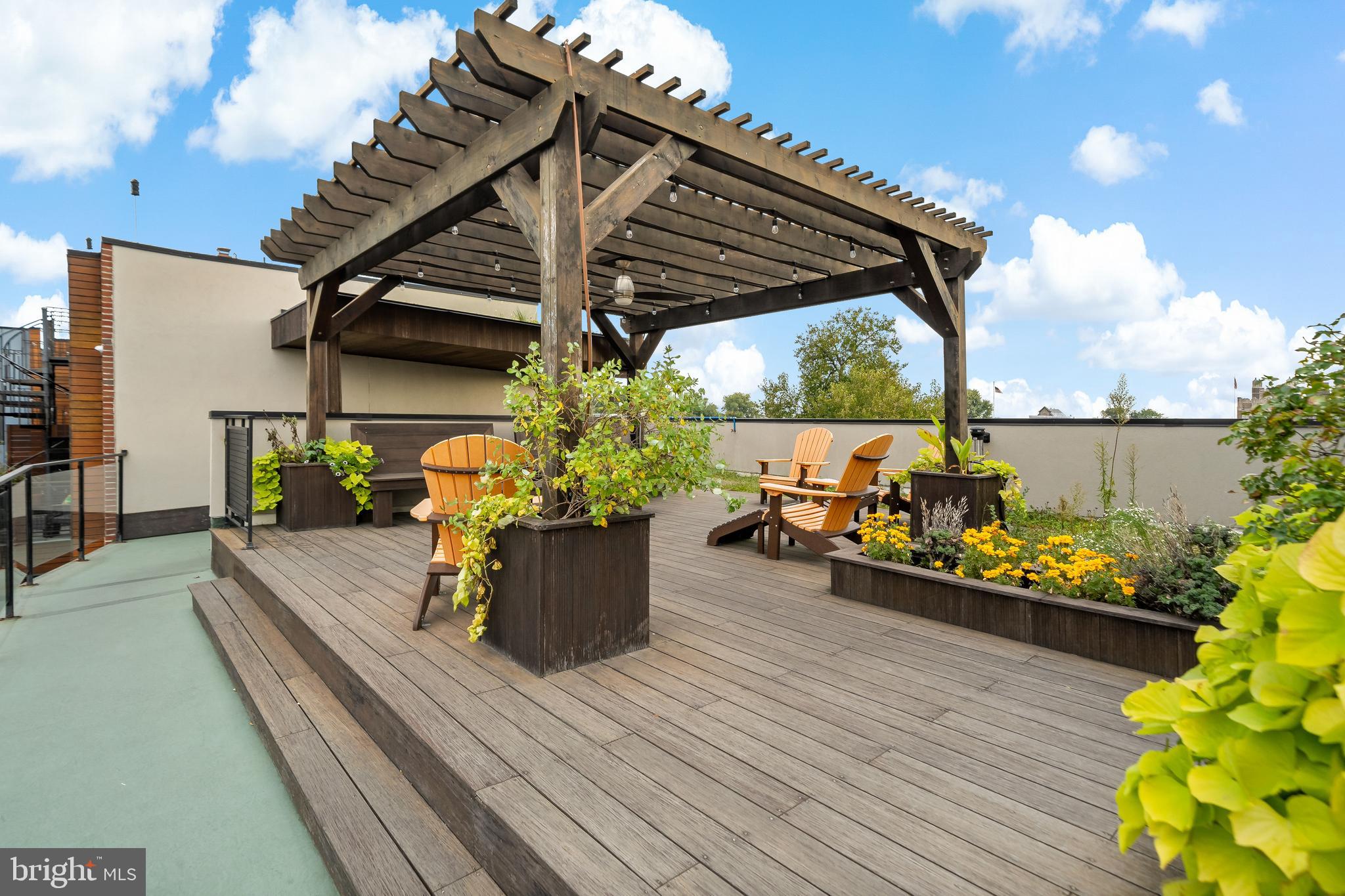 FISHTOWN - Residential Lease