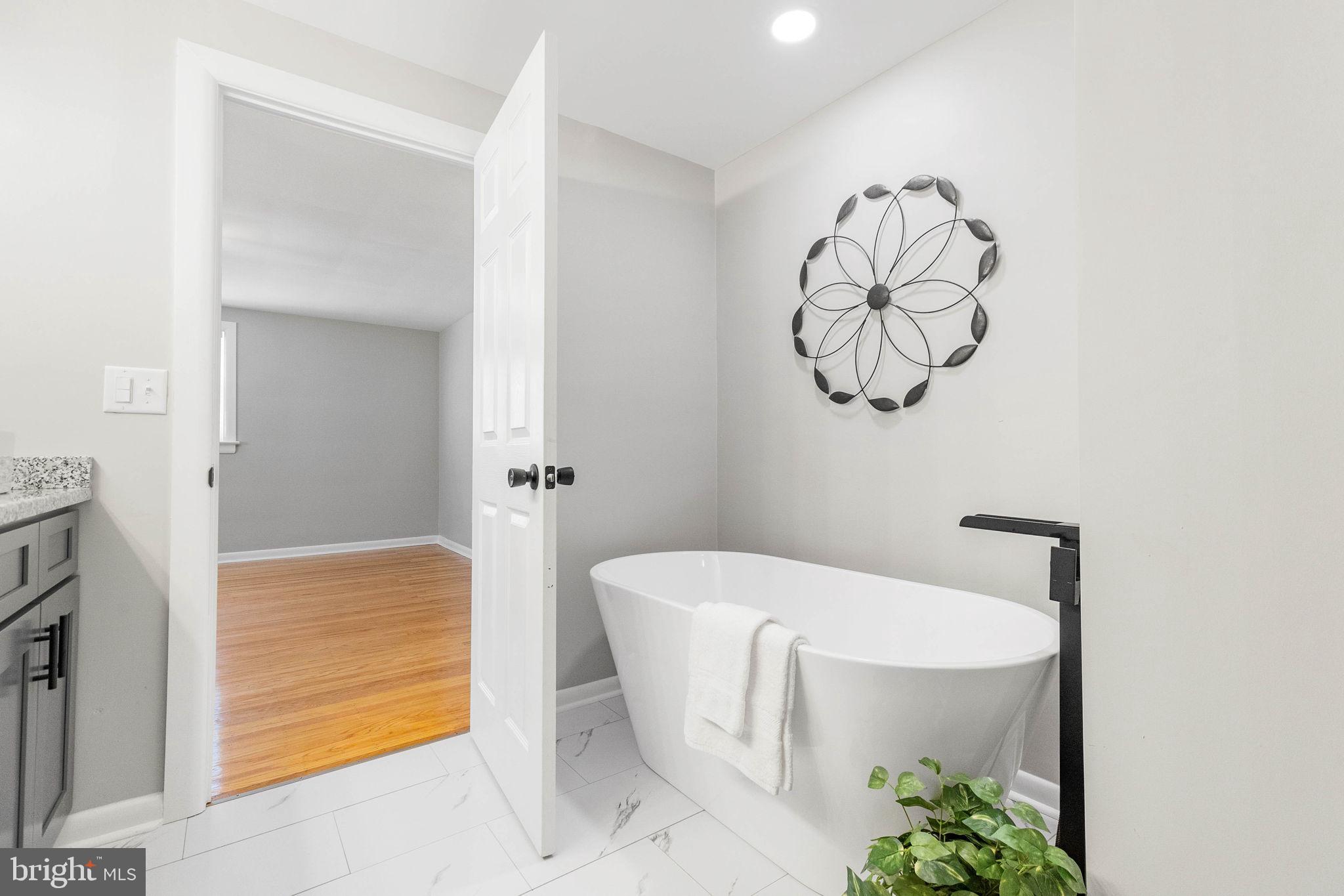 FOX VALLEY - Residential