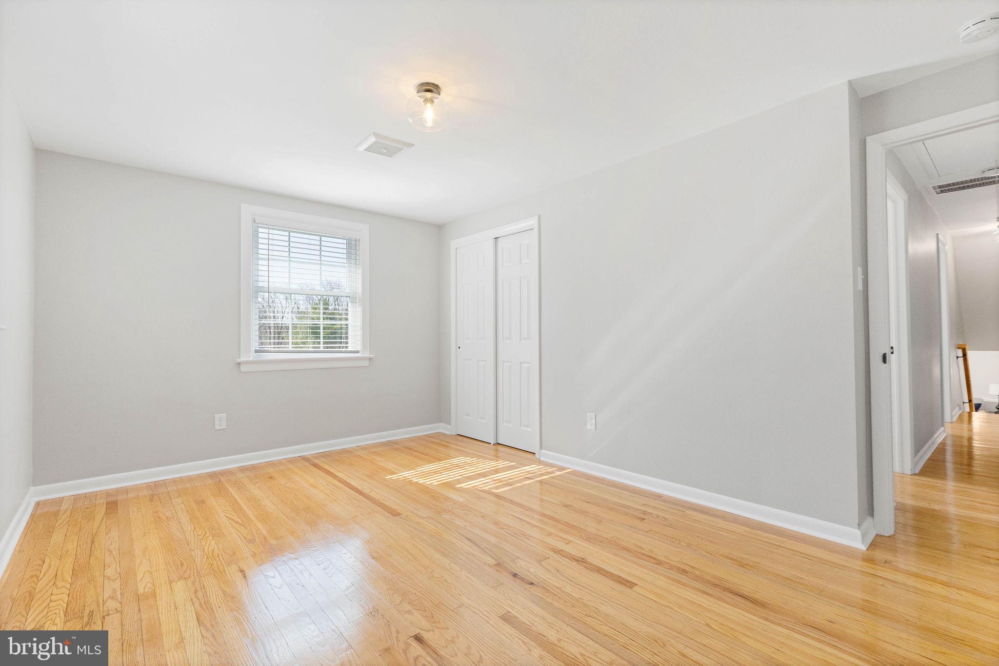 FOX VALLEY - Residential
