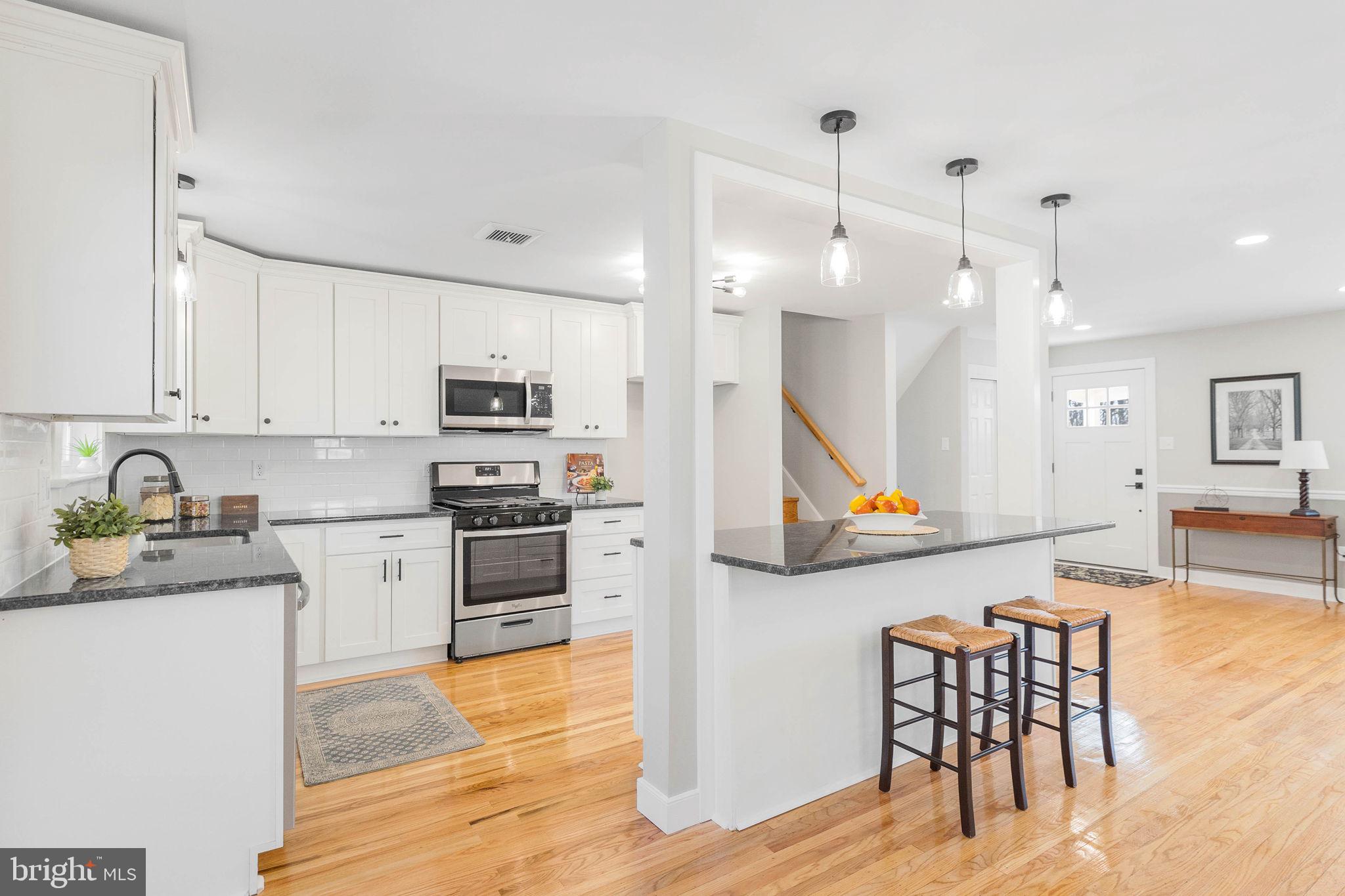 FOX VALLEY - Residential