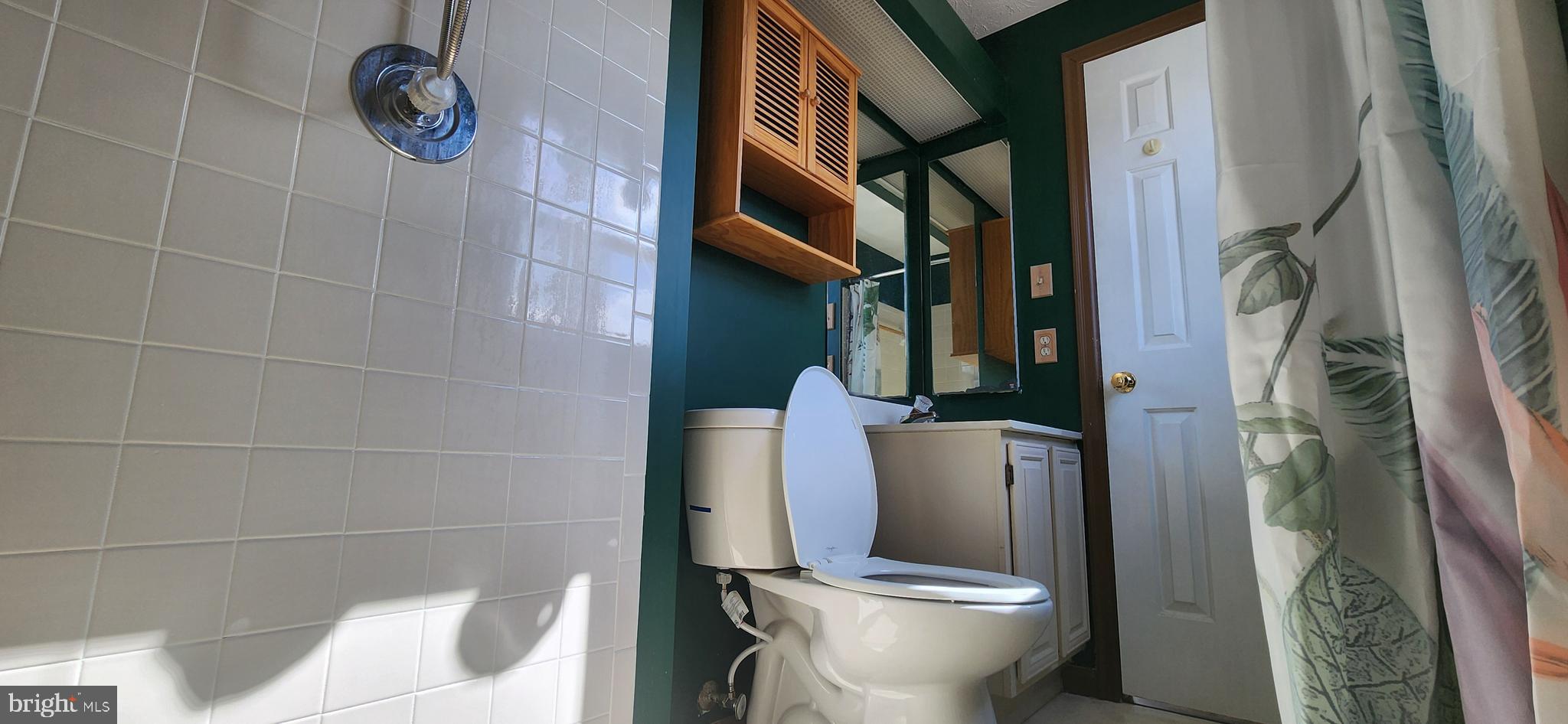 SADDLE CREEK - Residential Lease