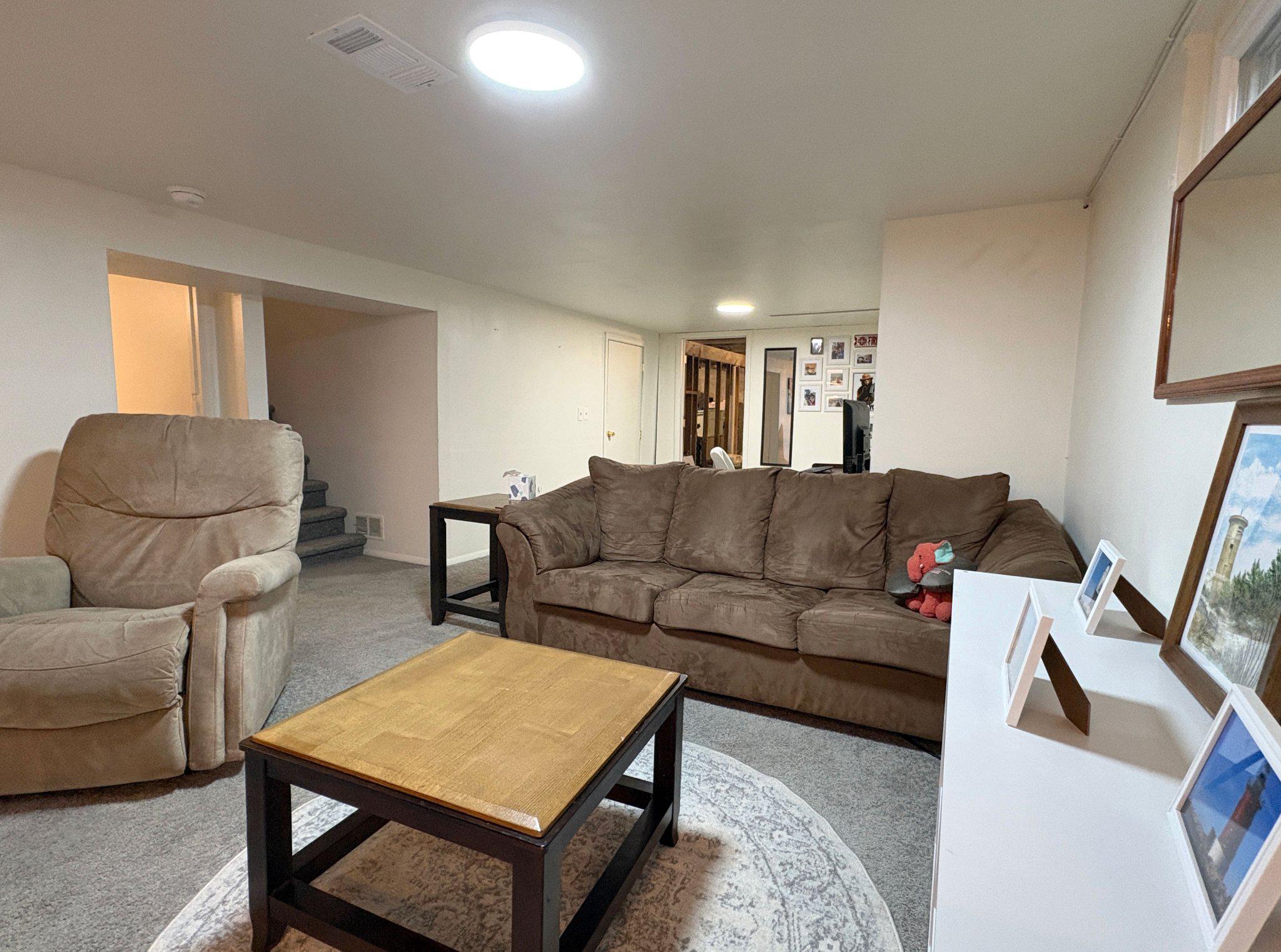 WHITEOAK FARMS - Residential