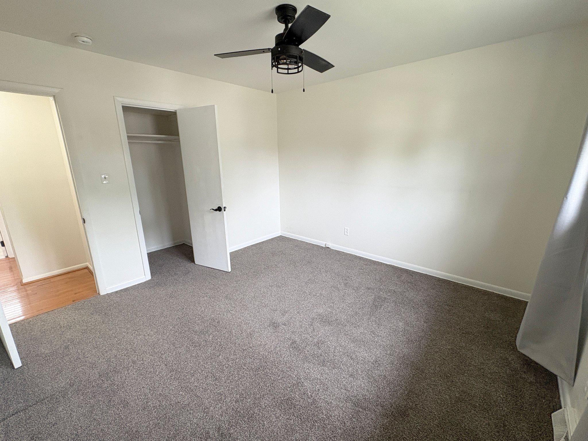 WHITEOAK FARMS - Residential