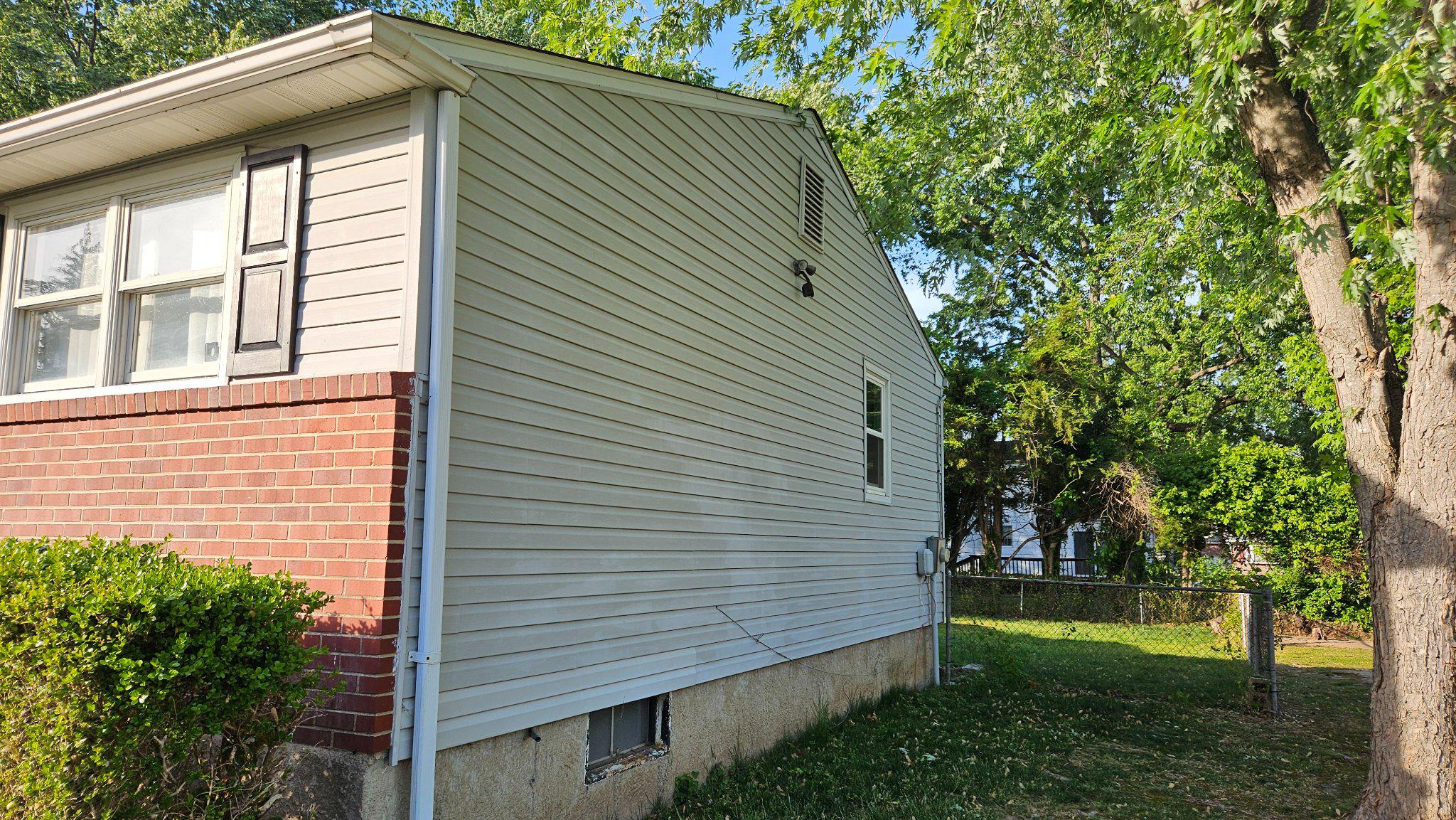 WHITEOAK FARMS - Residential