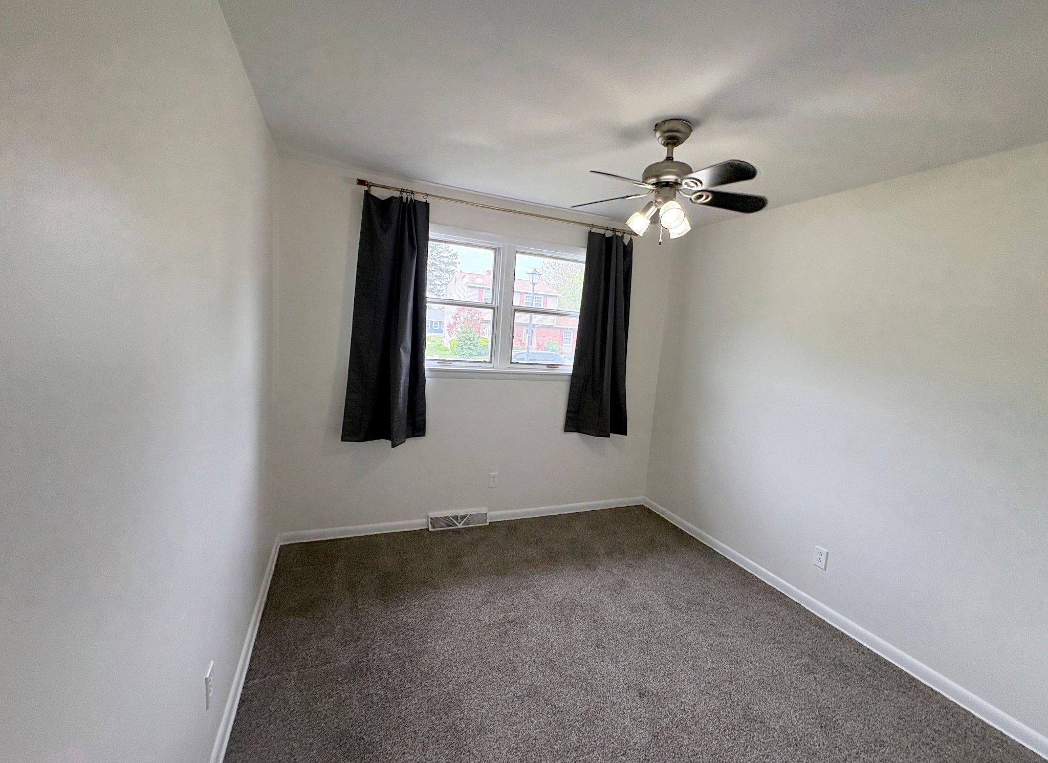 WHITEOAK FARMS - Residential