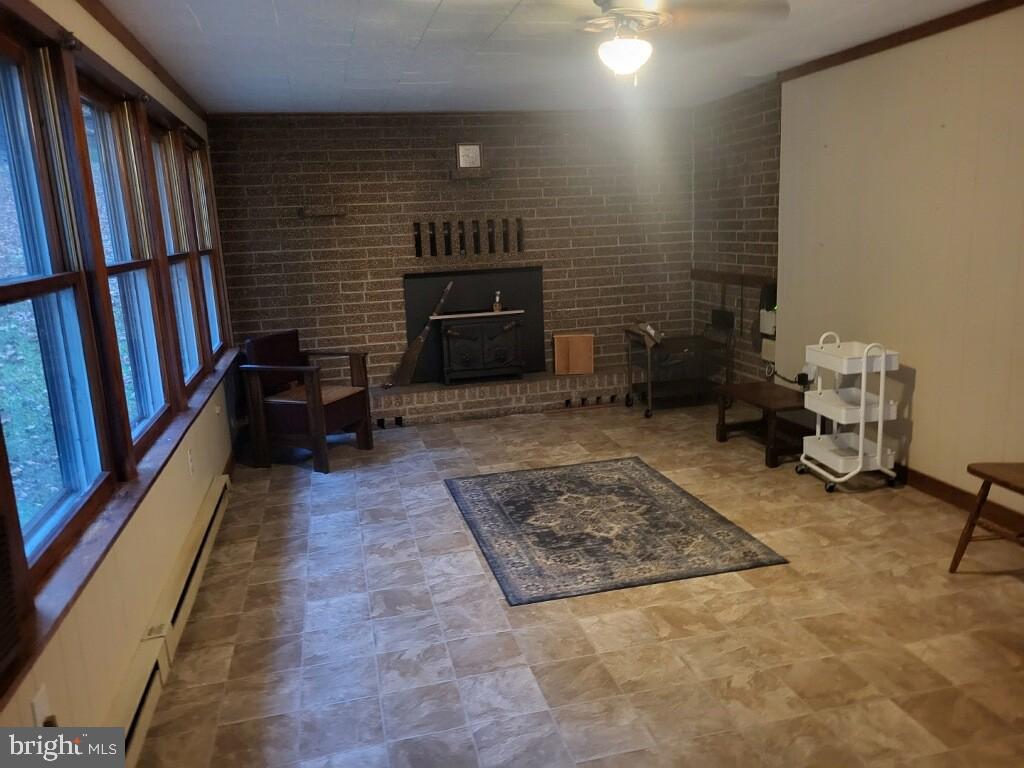 NONE UNRESTRICTED - Residential