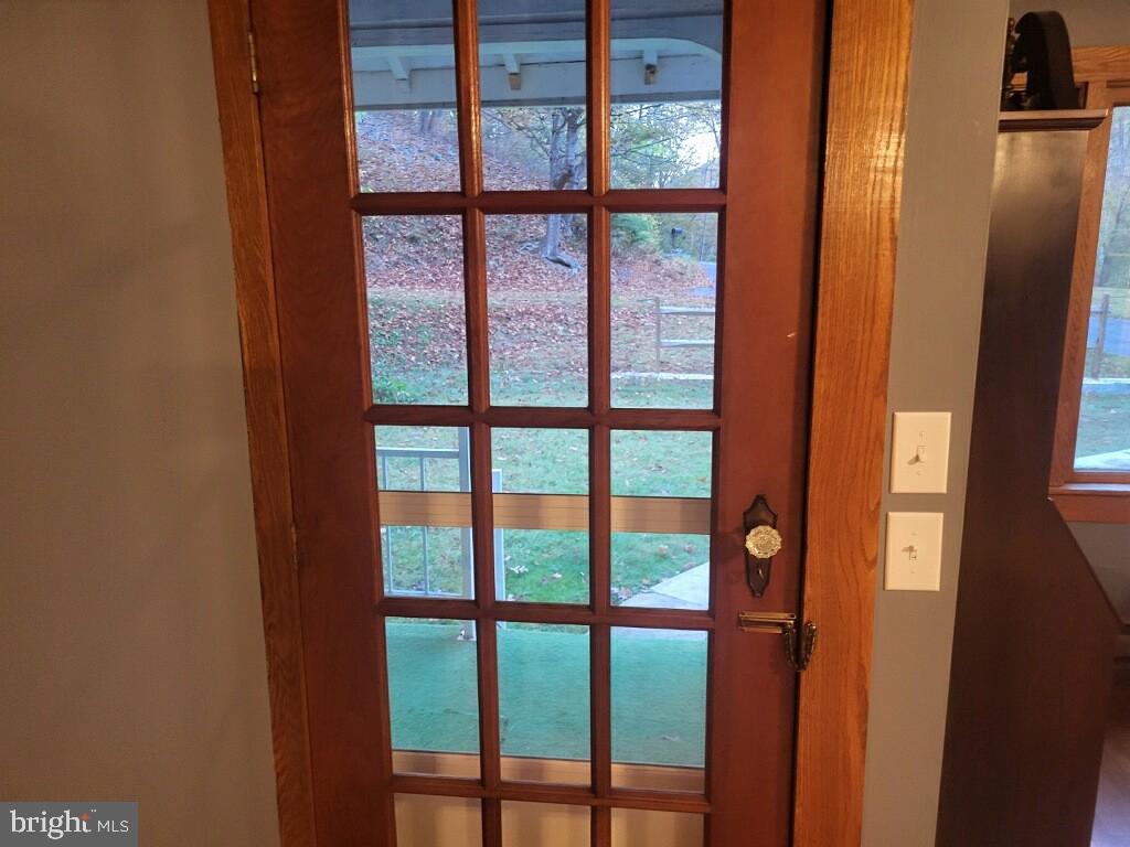 NONE UNRESTRICTED - Residential