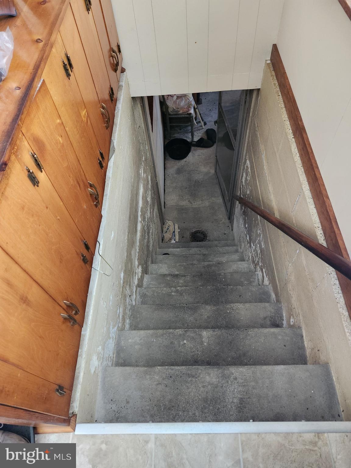 NONE UNRESTRICTED - Residential