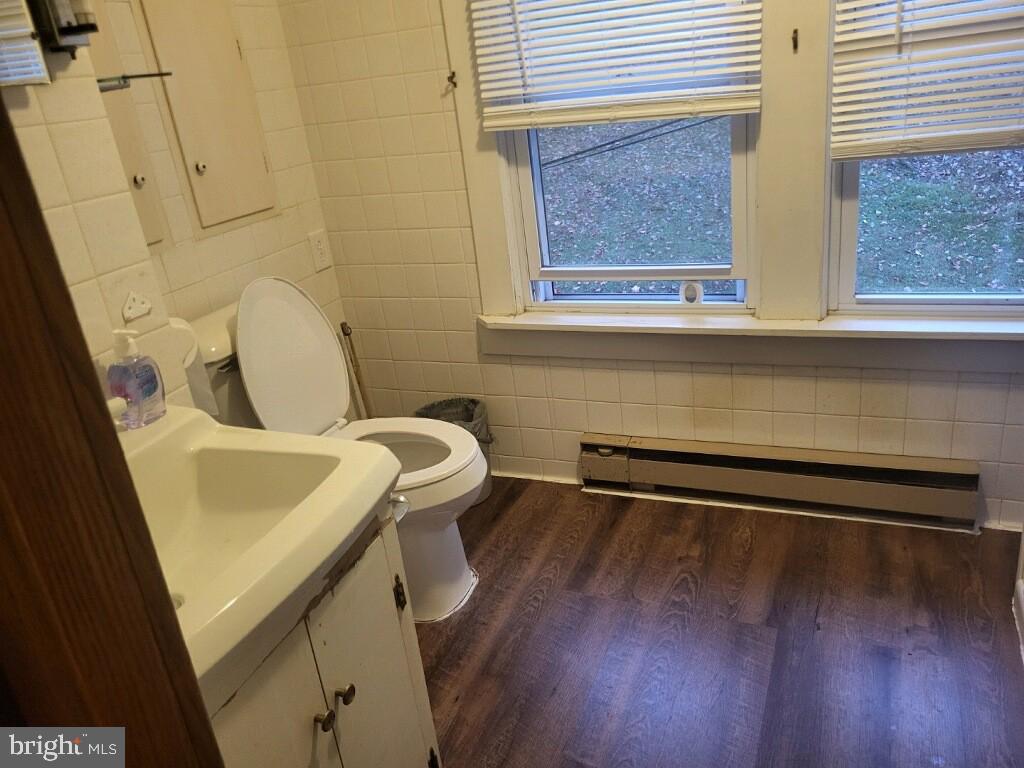 NONE UNRESTRICTED - Residential