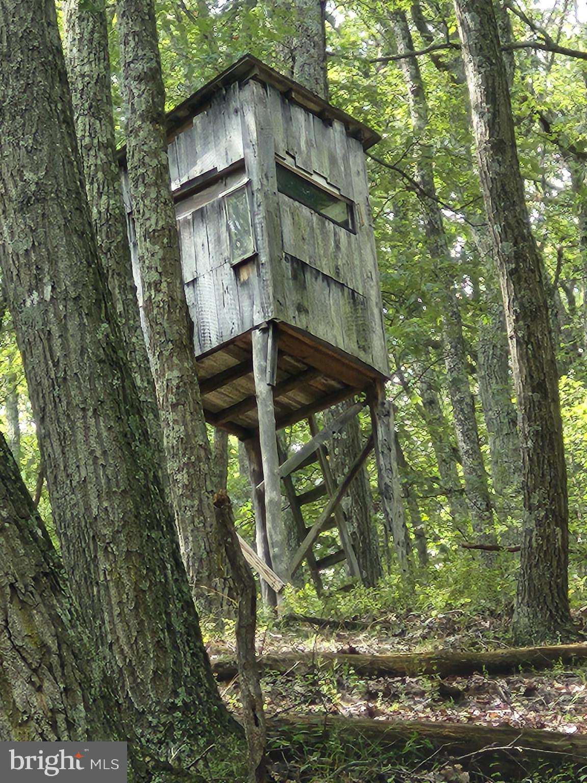 NONE UNRESTRICTED - Residential