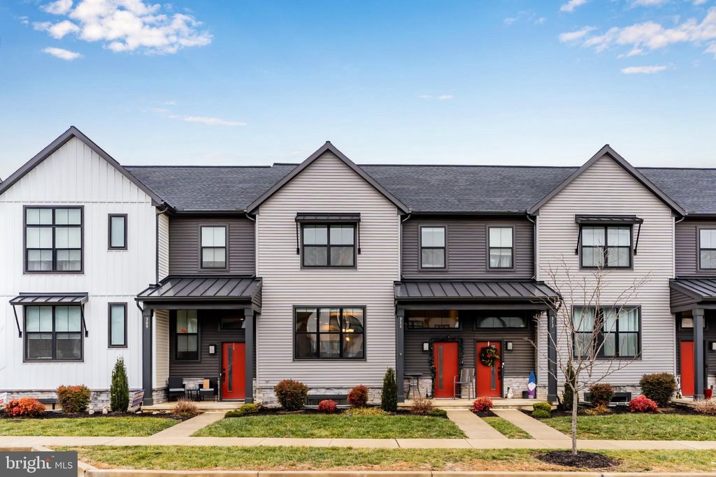 Photo of 311 Estate Drive, MECHANICSBURG, PA 17055 (MLS # PACB2049510)