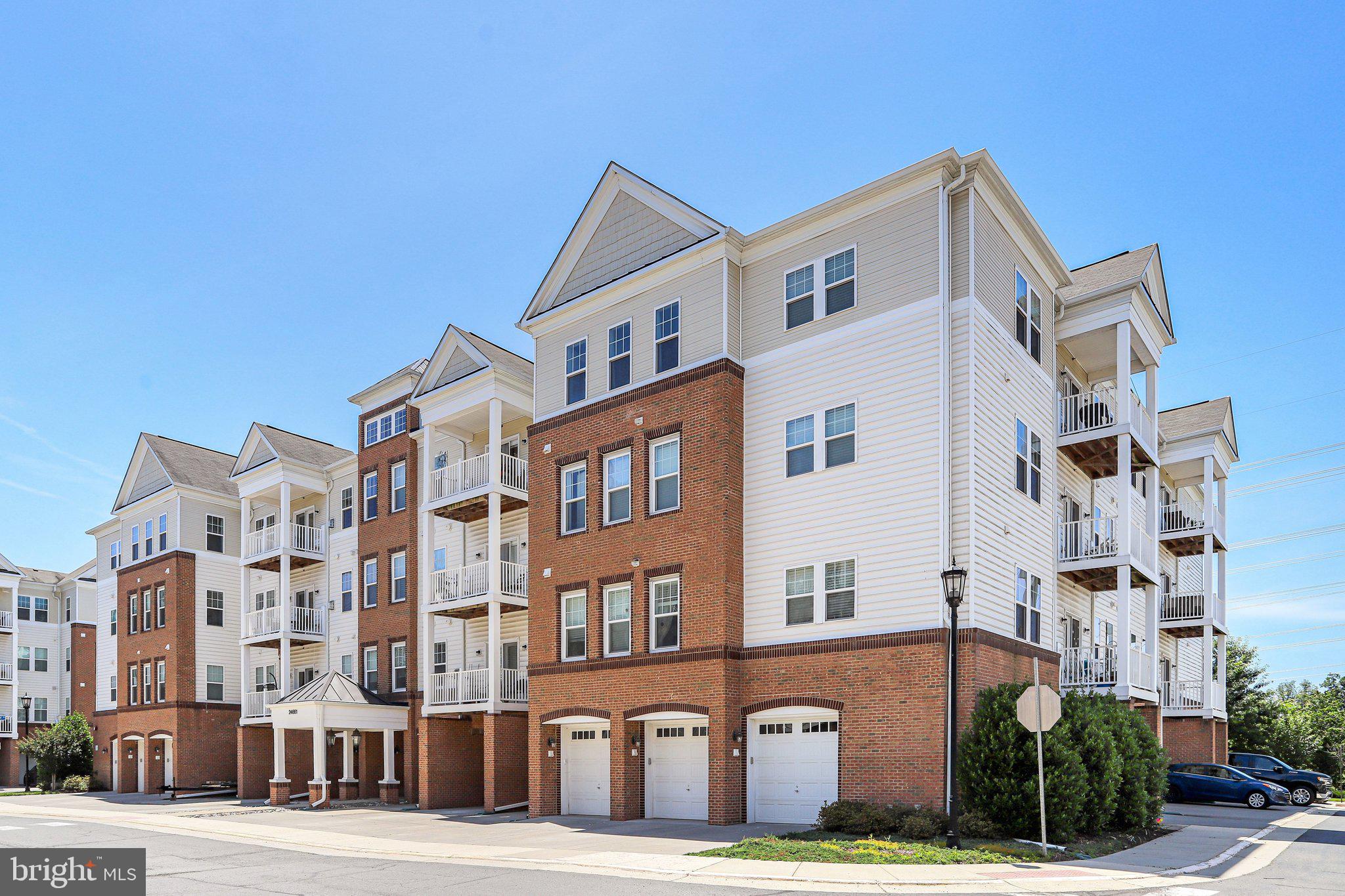 24661 WOOLLY MAMMOTH TERRACE 401