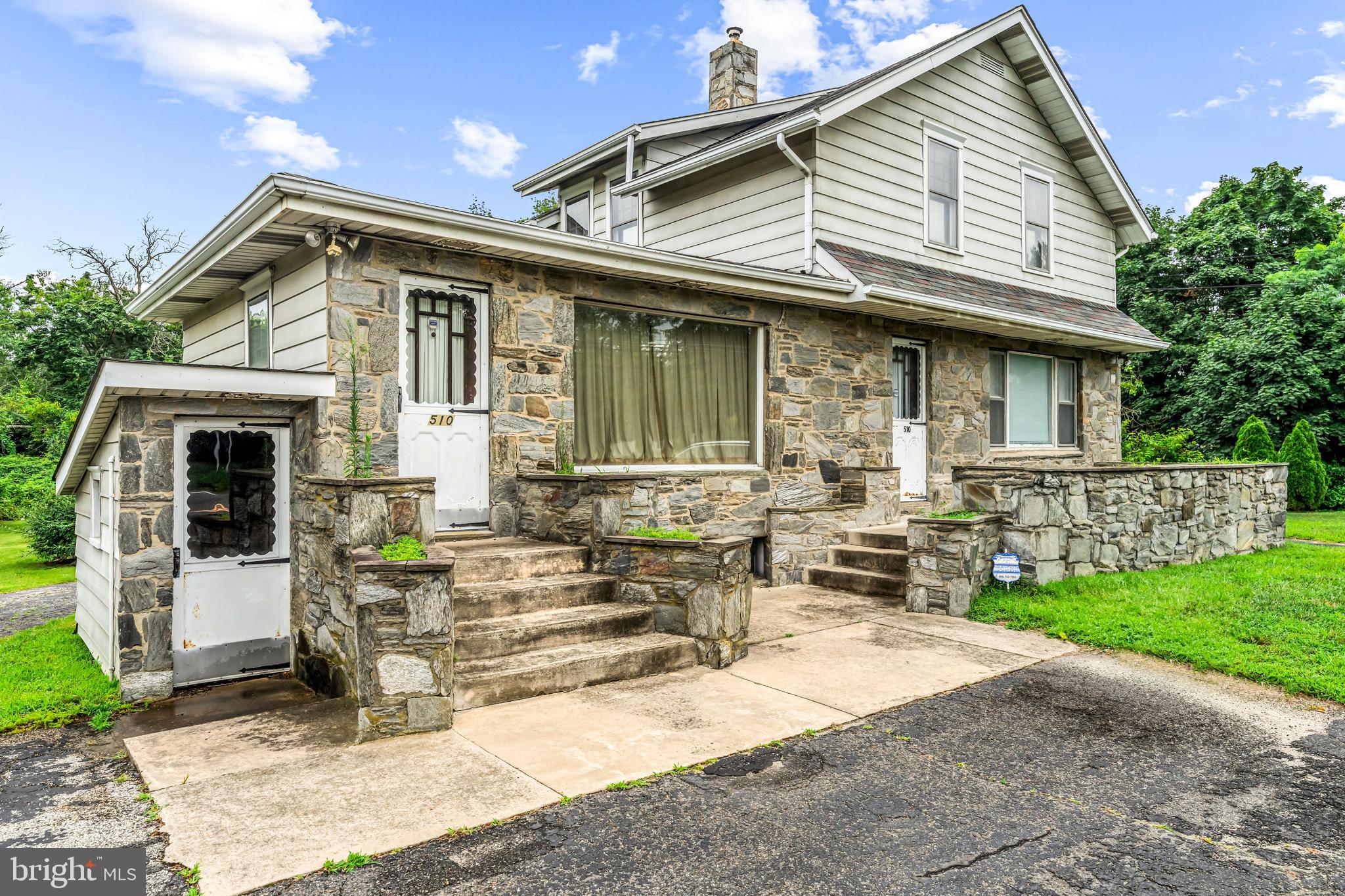 510 W WHITE HORSE PIKE