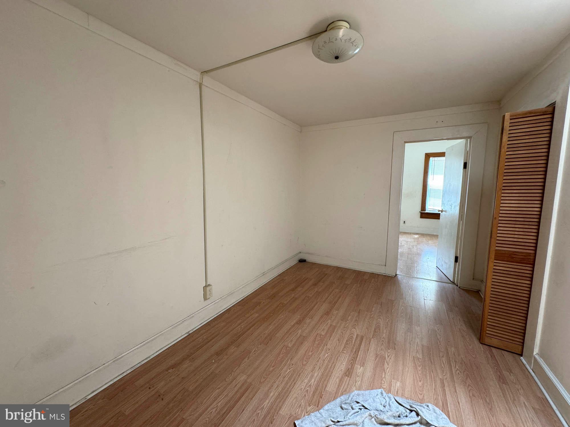 WASHINGTON VILLAGE - Residential