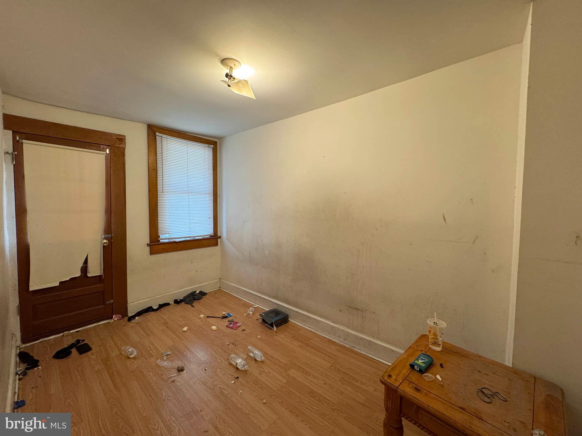 WASHINGTON VILLAGE - Residential