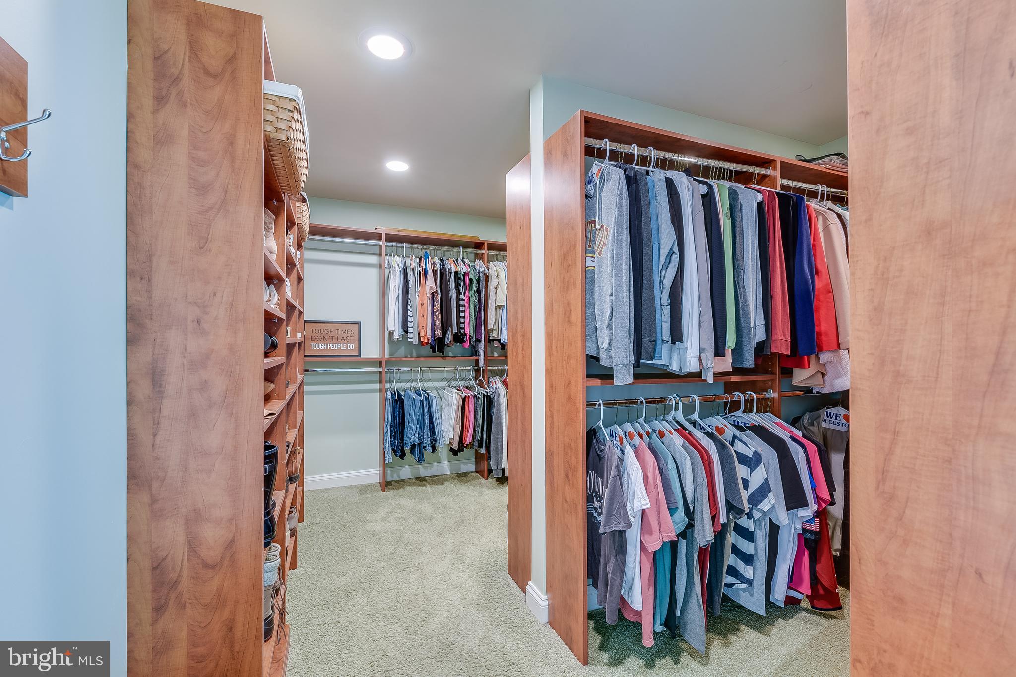 ABINGTON SHORES - Residential