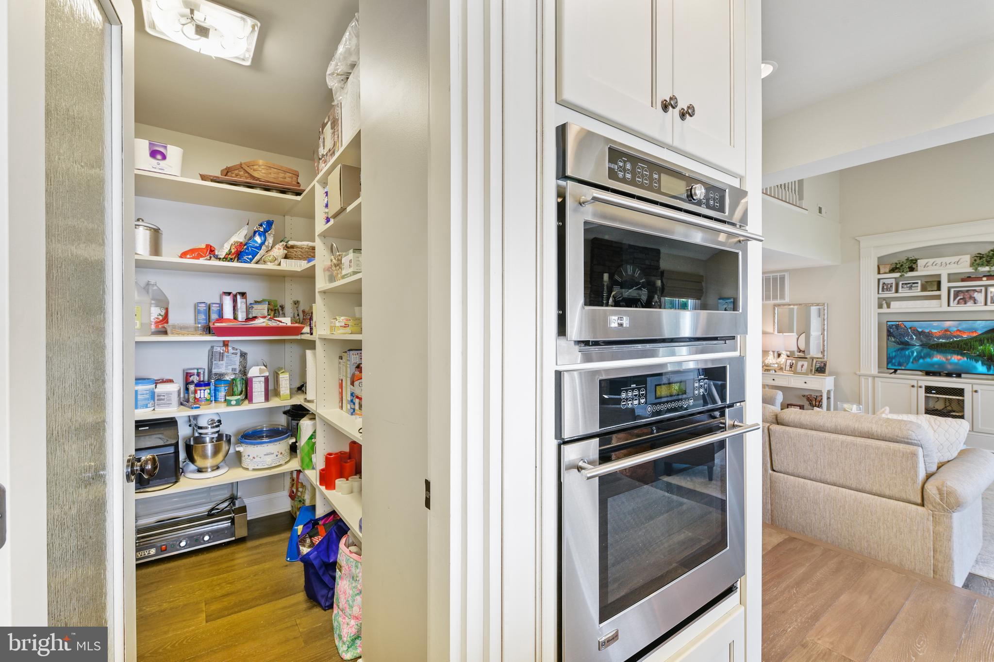 ABINGTON SHORES - Residential