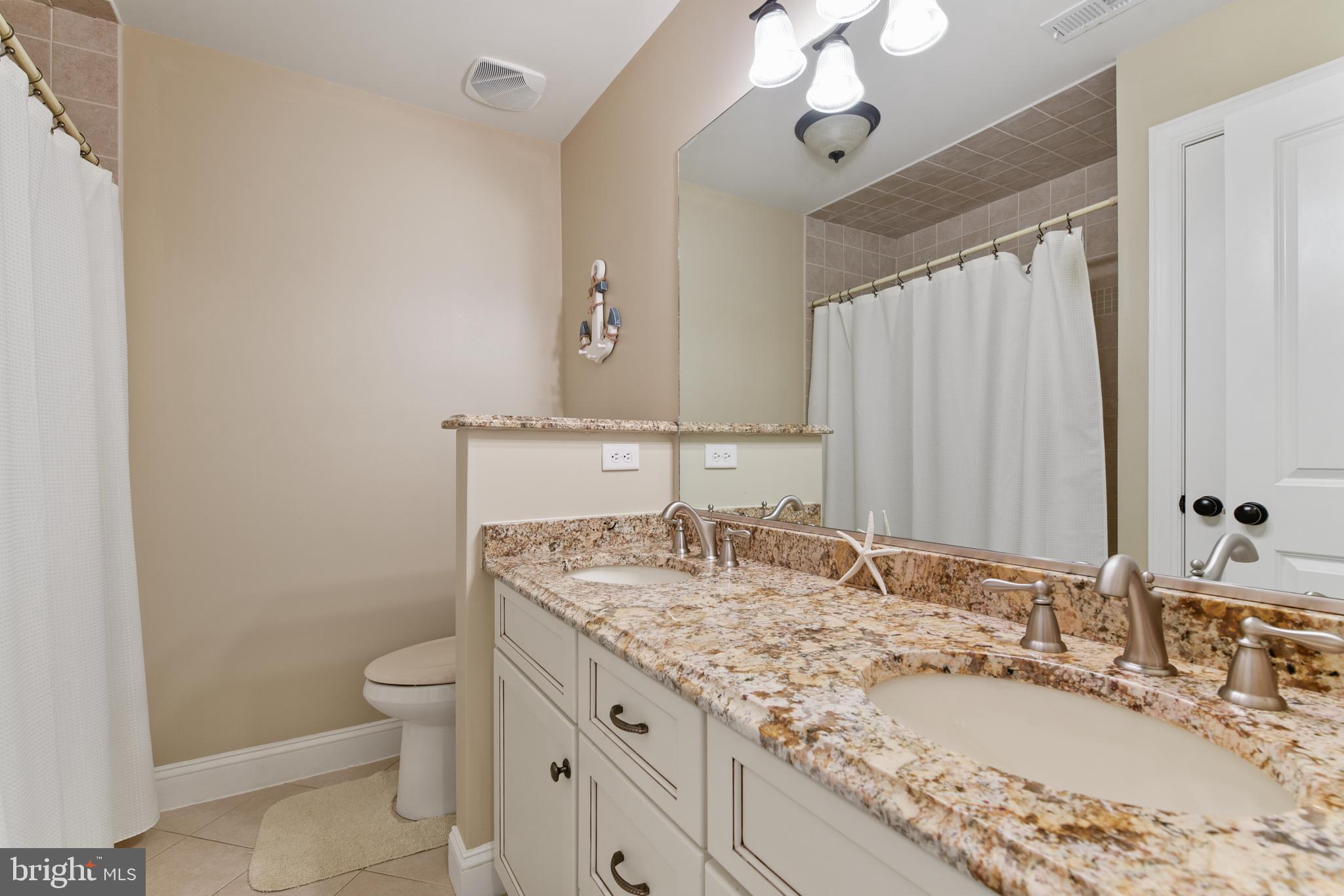 ABINGTON SHORES - Residential