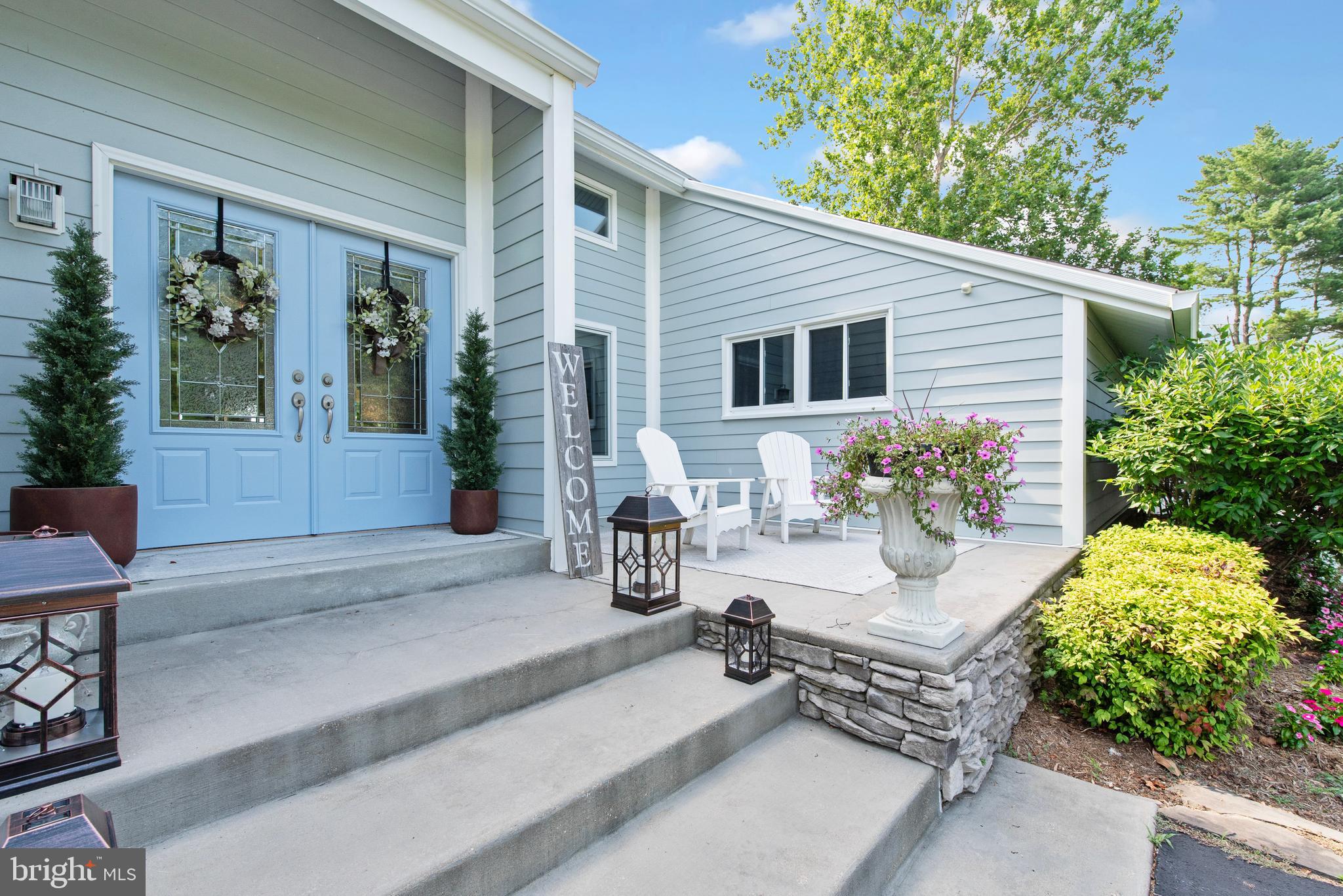 ABINGTON SHORES - Residential