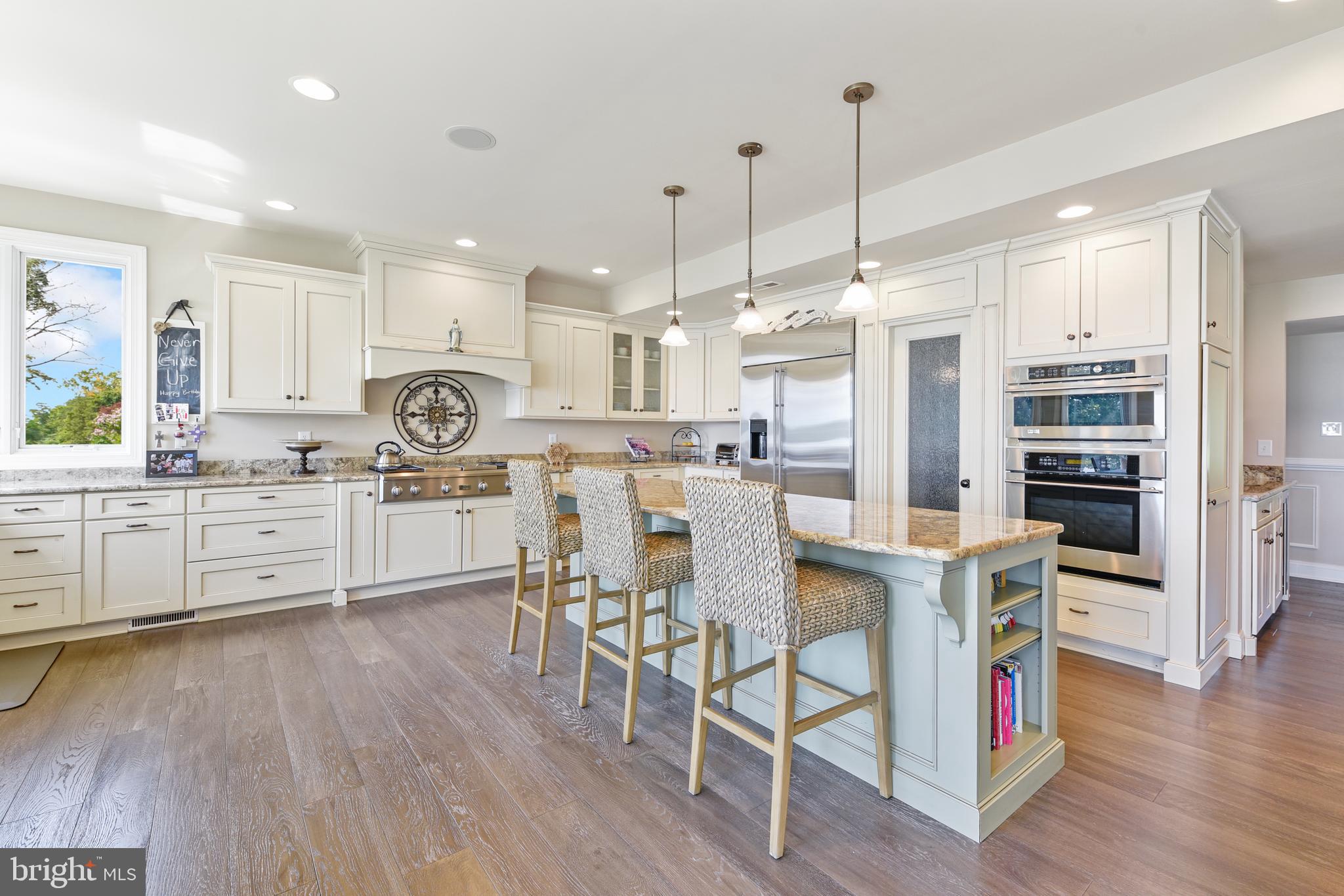 ABINGTON SHORES - Residential