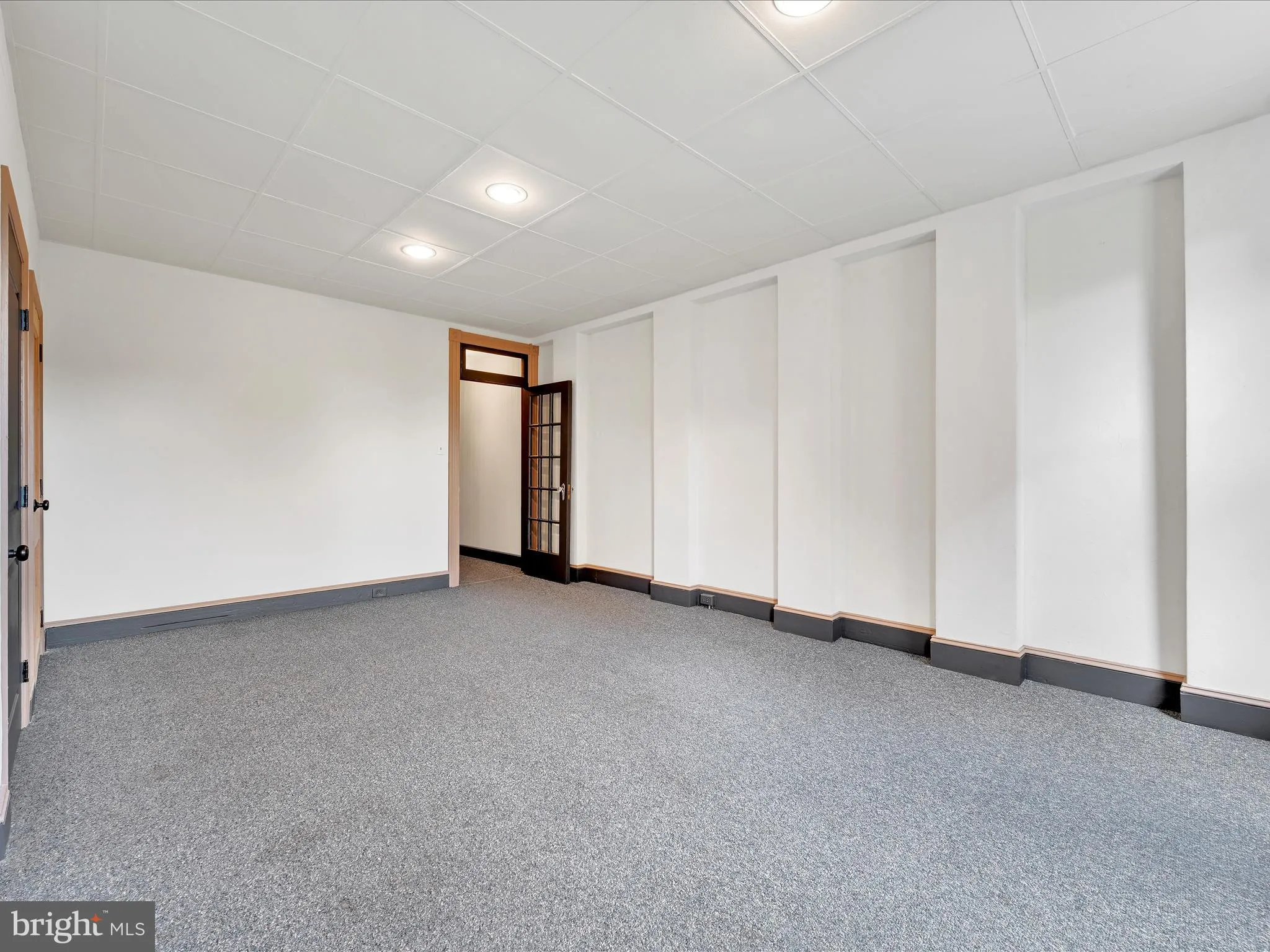 Pottsville, Pennsylvania 17901, United States, 5 Bedrooms Bedrooms, ,3 BathroomsBathrooms,Residential,Active,155347