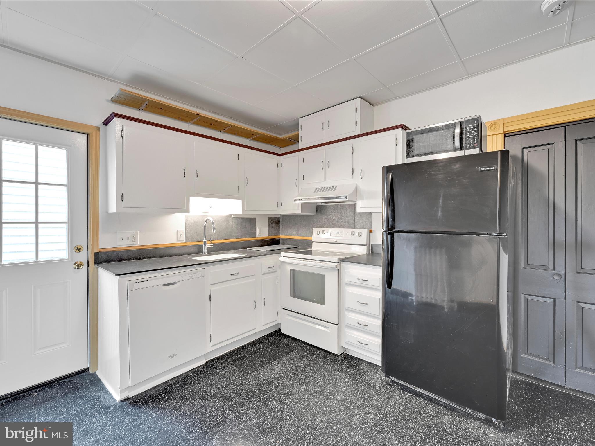 POTTSVILLE - Residential