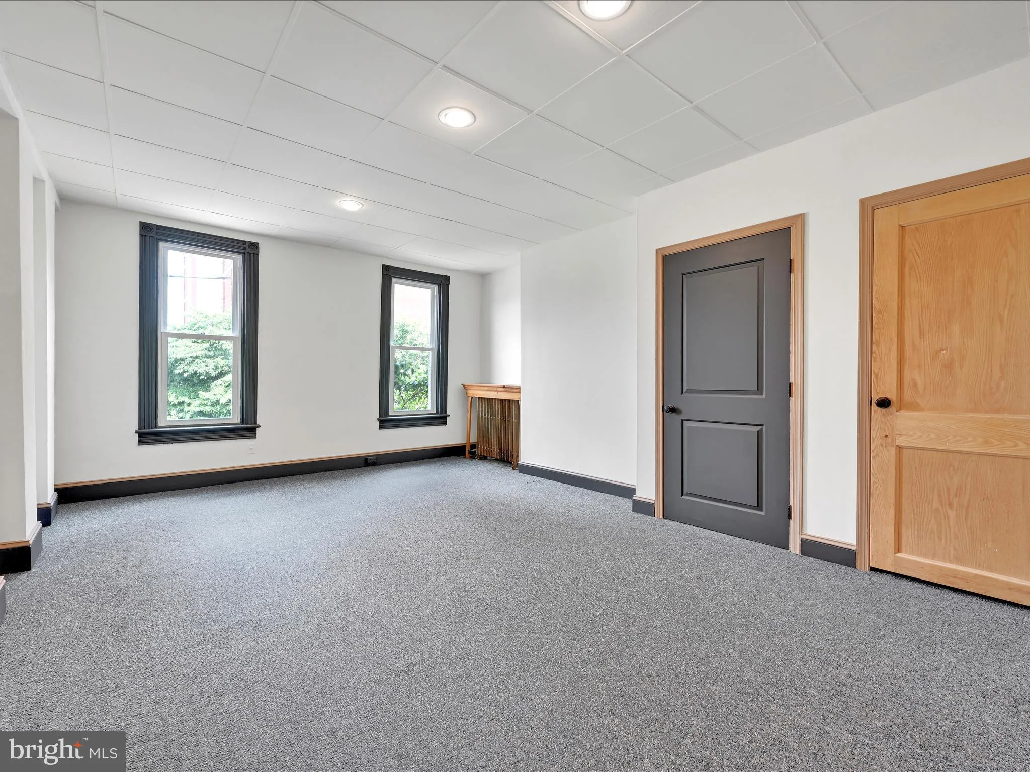 Pottsville, Pennsylvania 17901, United States, 5 Bedrooms Bedrooms, ,3 BathroomsBathrooms,Residential,Active,155347