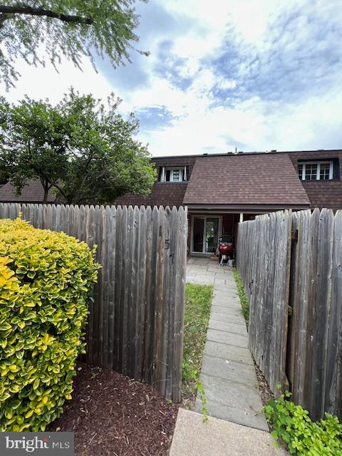 WINTER HILL - Residential Lease