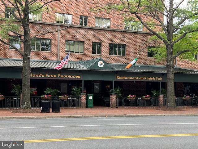 WINTER HILL - Residential Lease