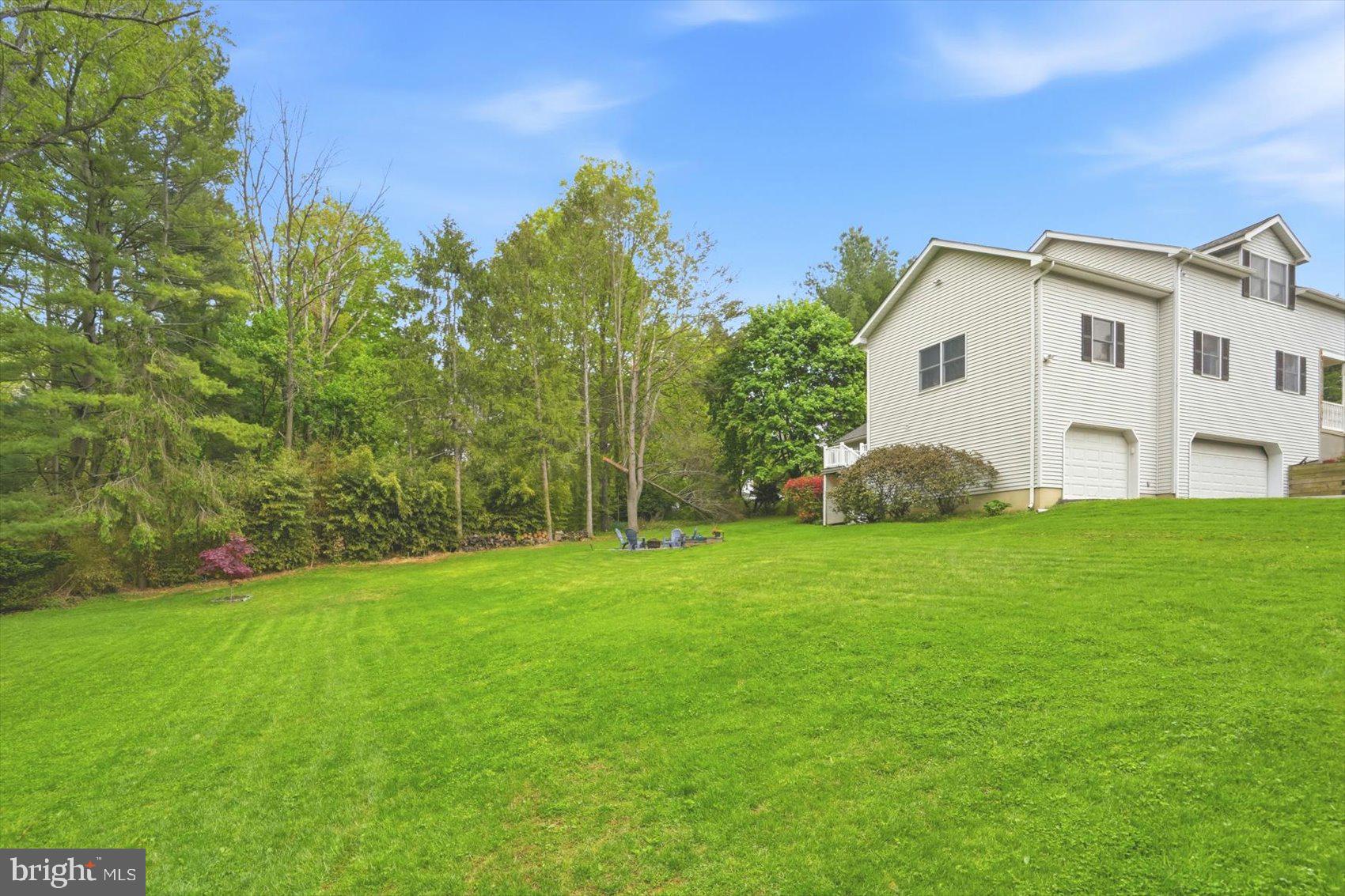 ORCHARD LAKES - Residential