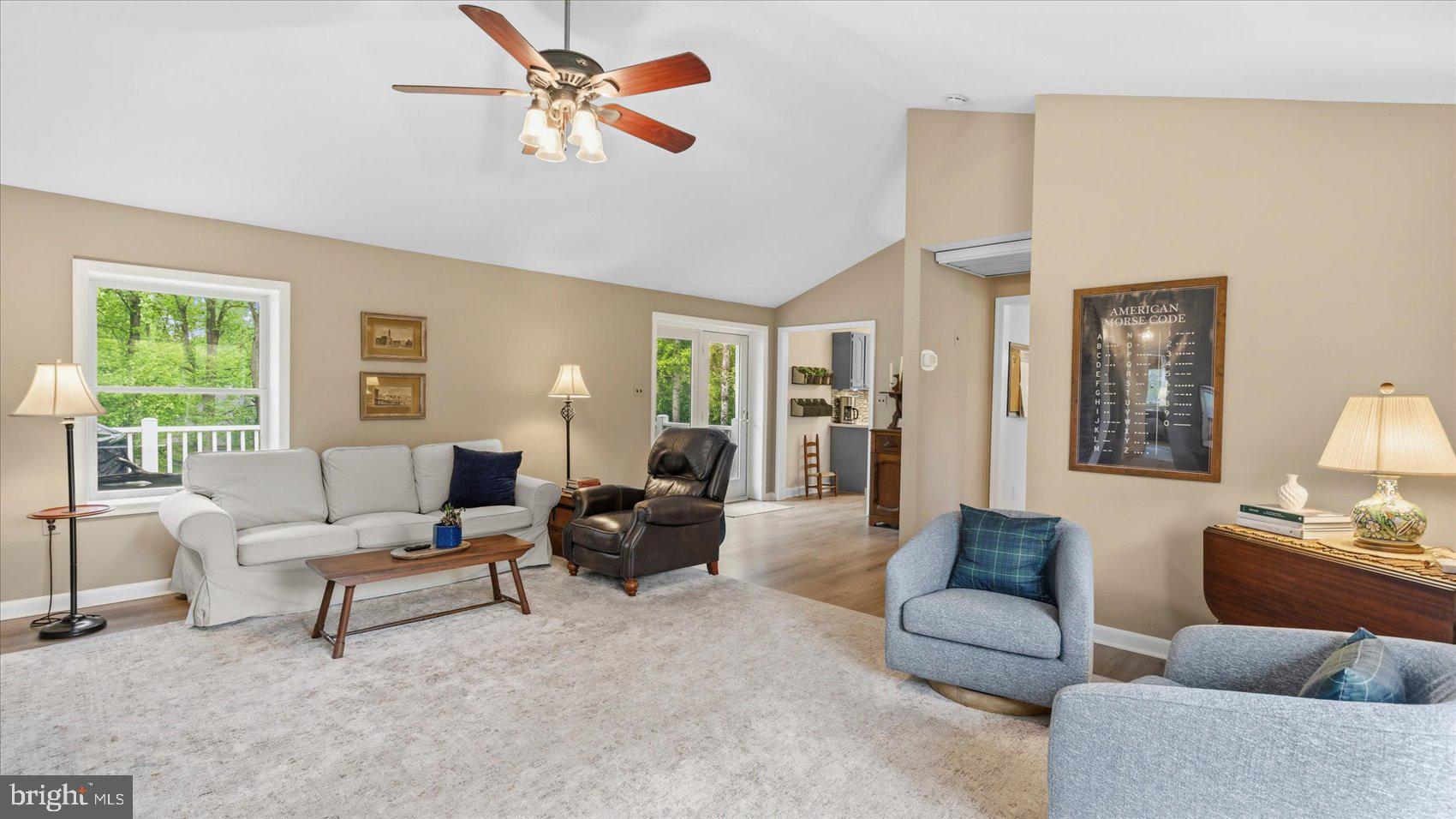 ORCHARD LAKES - Residential