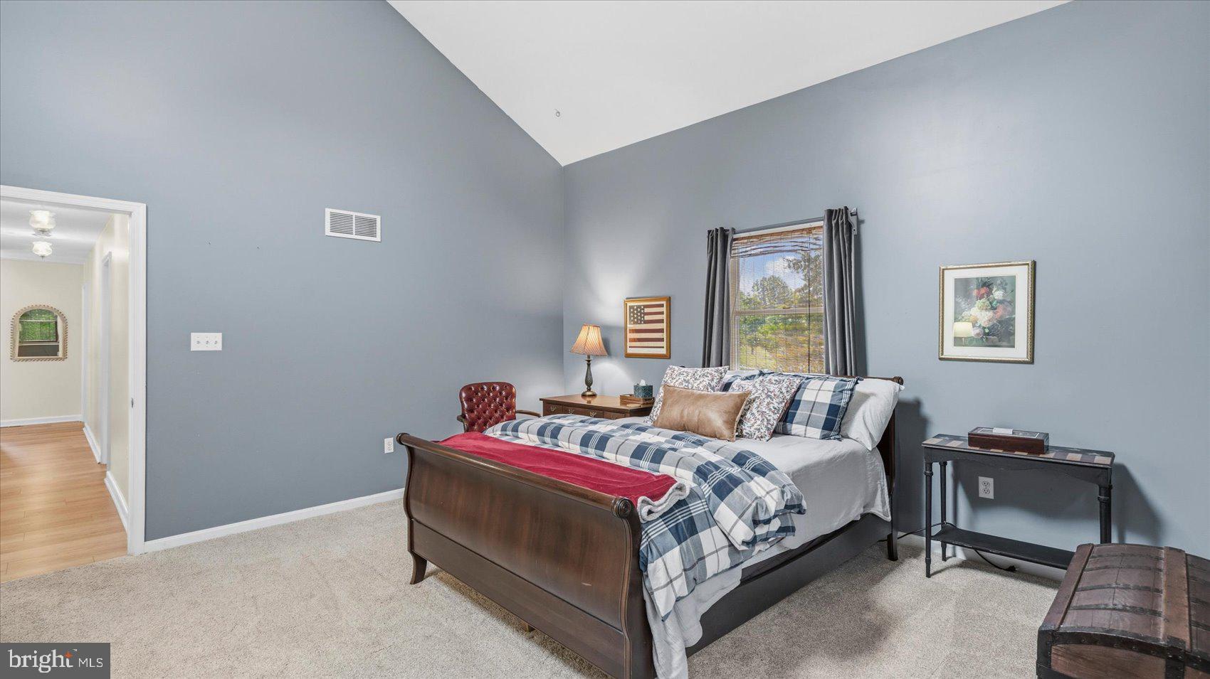 ORCHARD LAKES - Residential