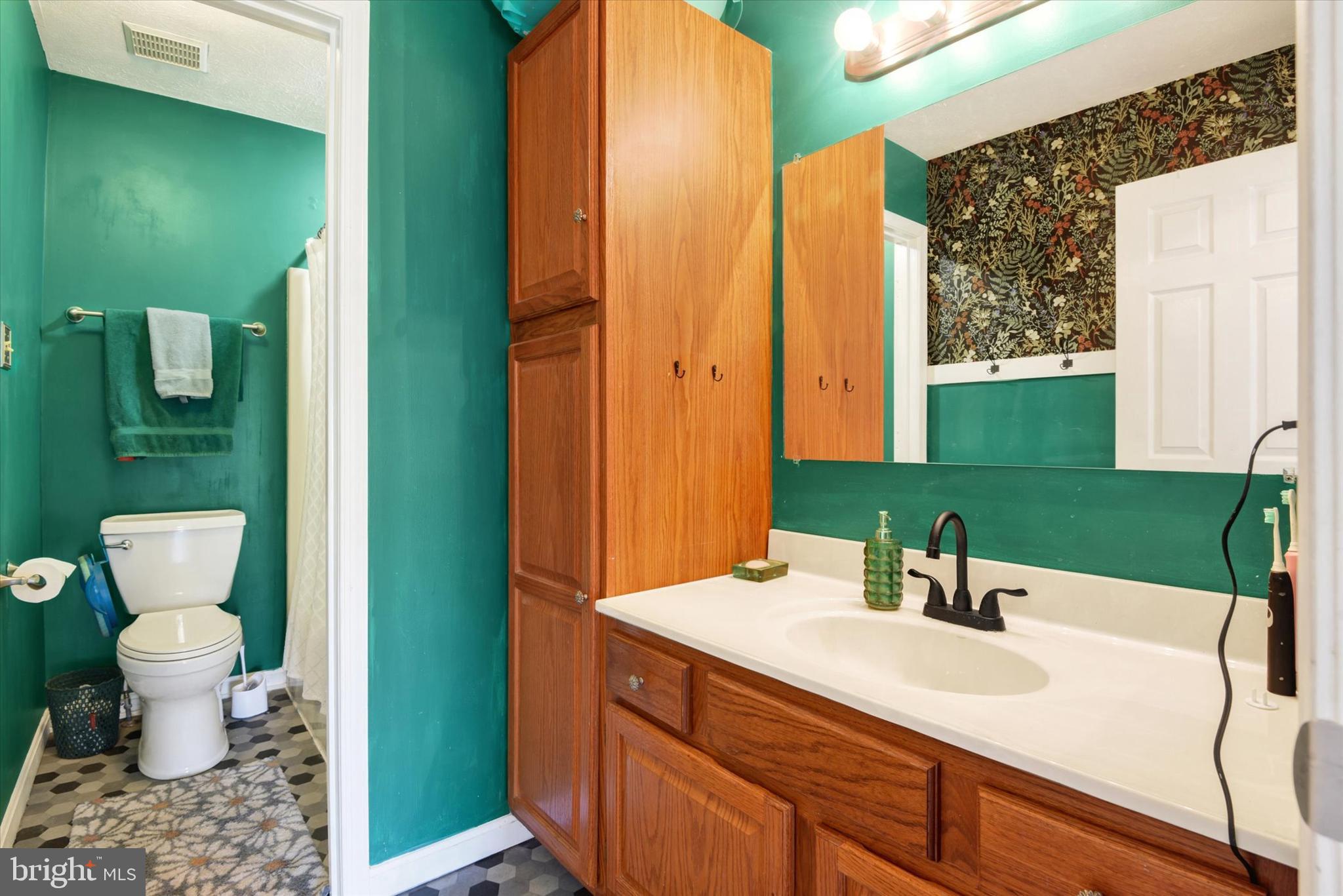 SMALL CROSSINGS - Residential