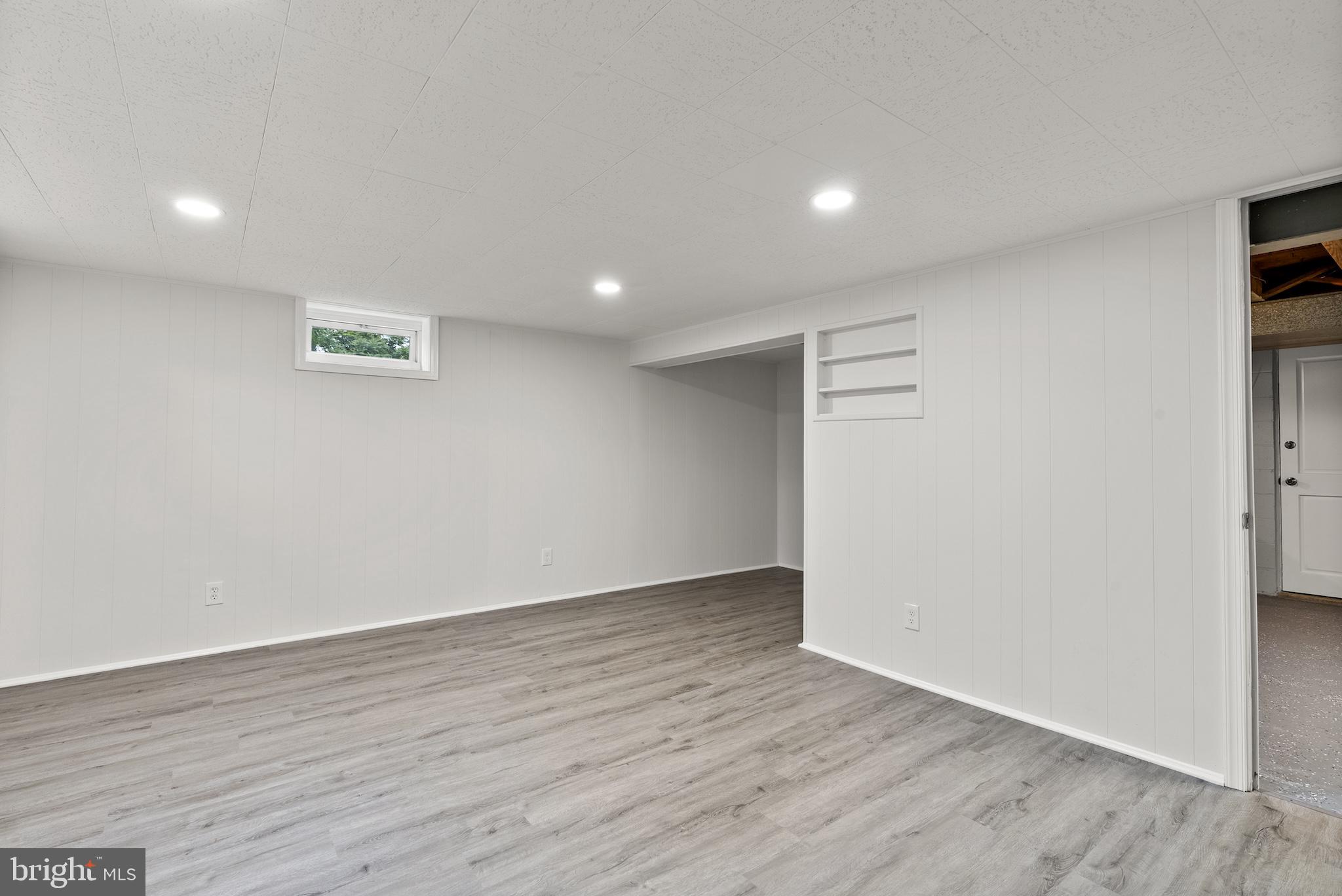 WASENA HEIGHTS - Residential
