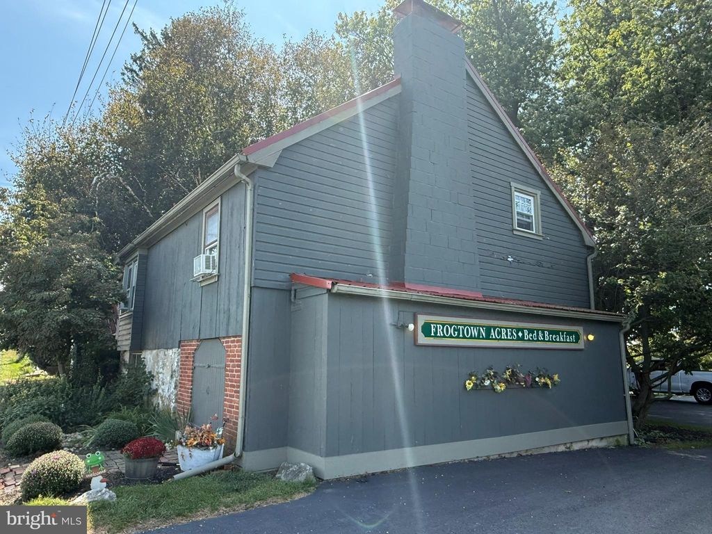 Photo of 44 Frogtown Road, PARADISE, PA 17562 (MLS # PALA2076704)