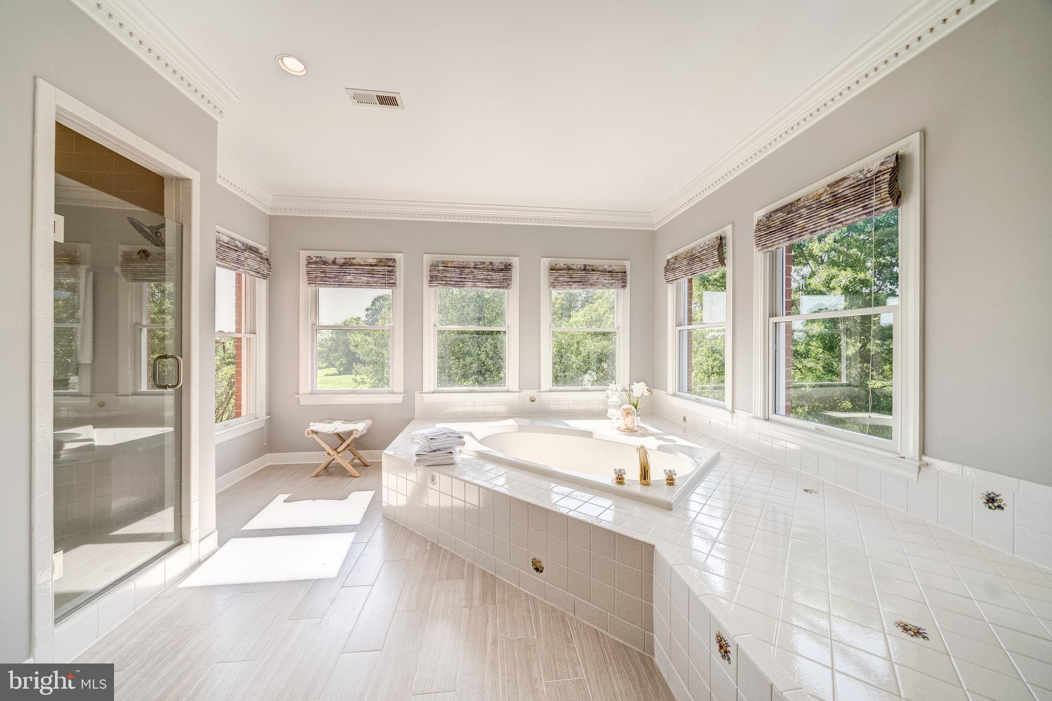 BARCLAY RIDGE - Residential