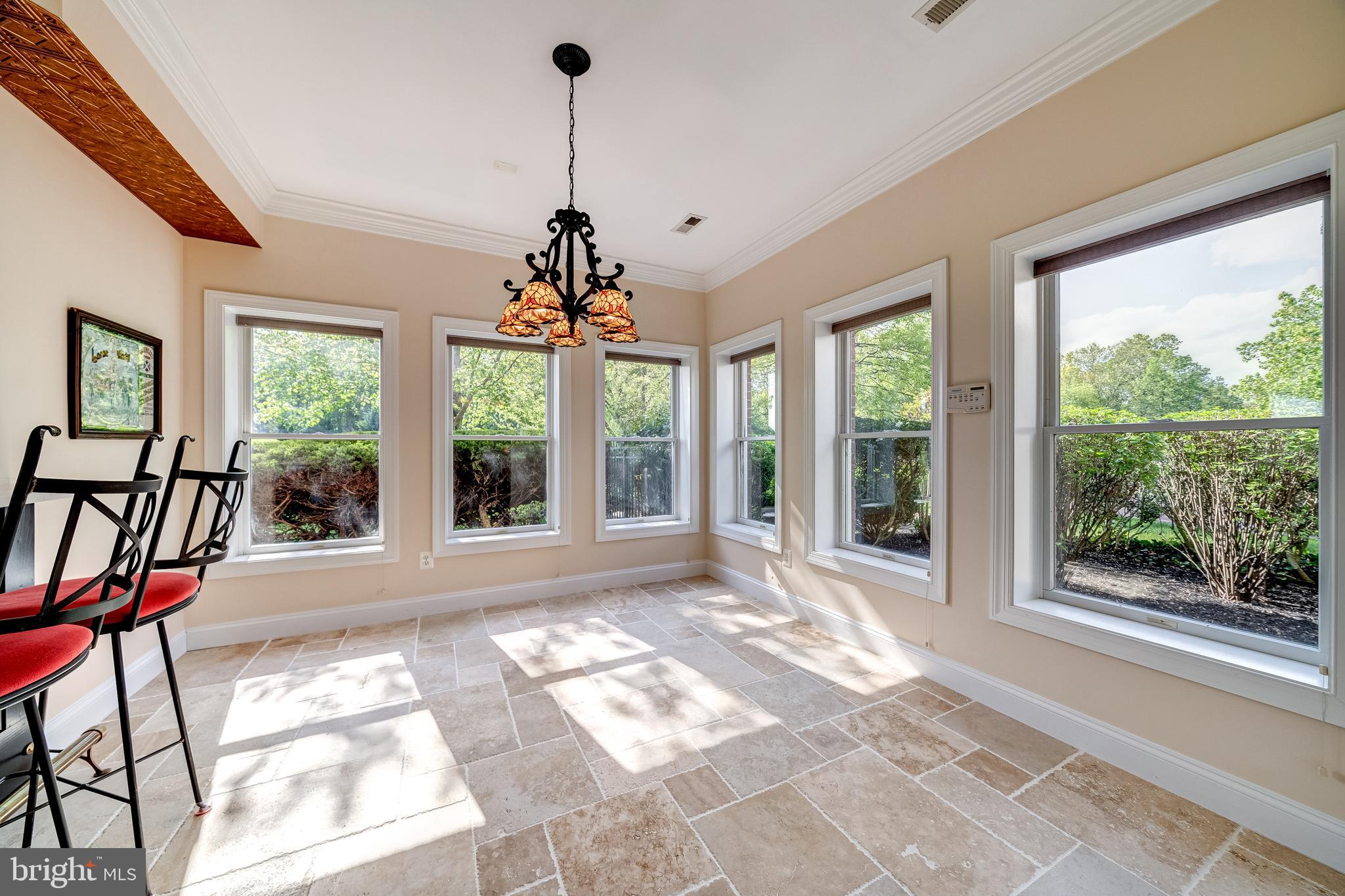 BARCLAY RIDGE - Residential