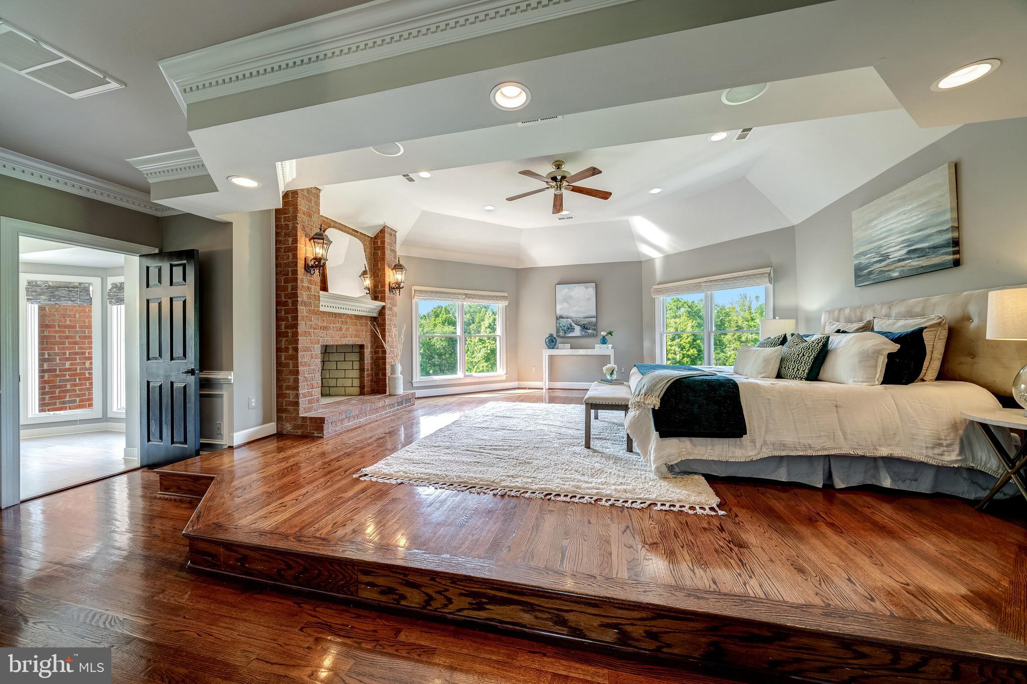 BARCLAY RIDGE - Residential