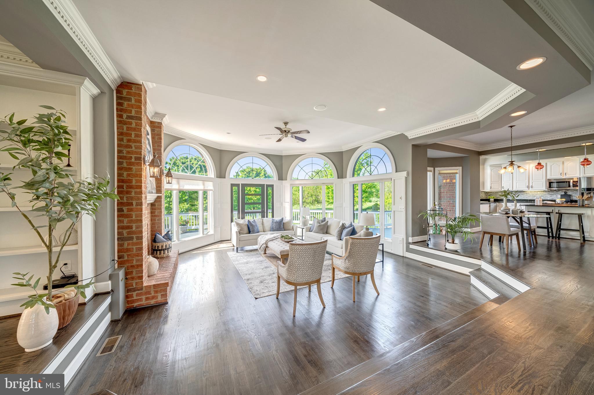 BARCLAY RIDGE - Residential