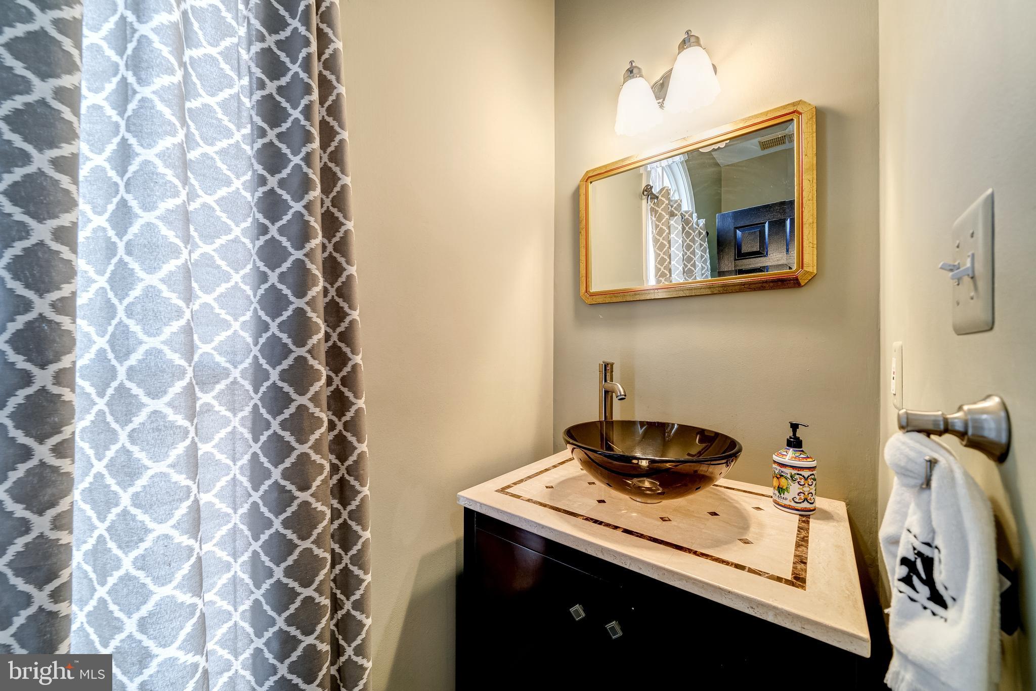 BARCLAY RIDGE - Residential