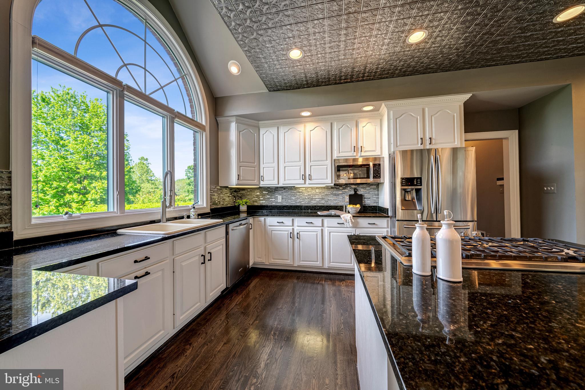 BARCLAY RIDGE - Residential