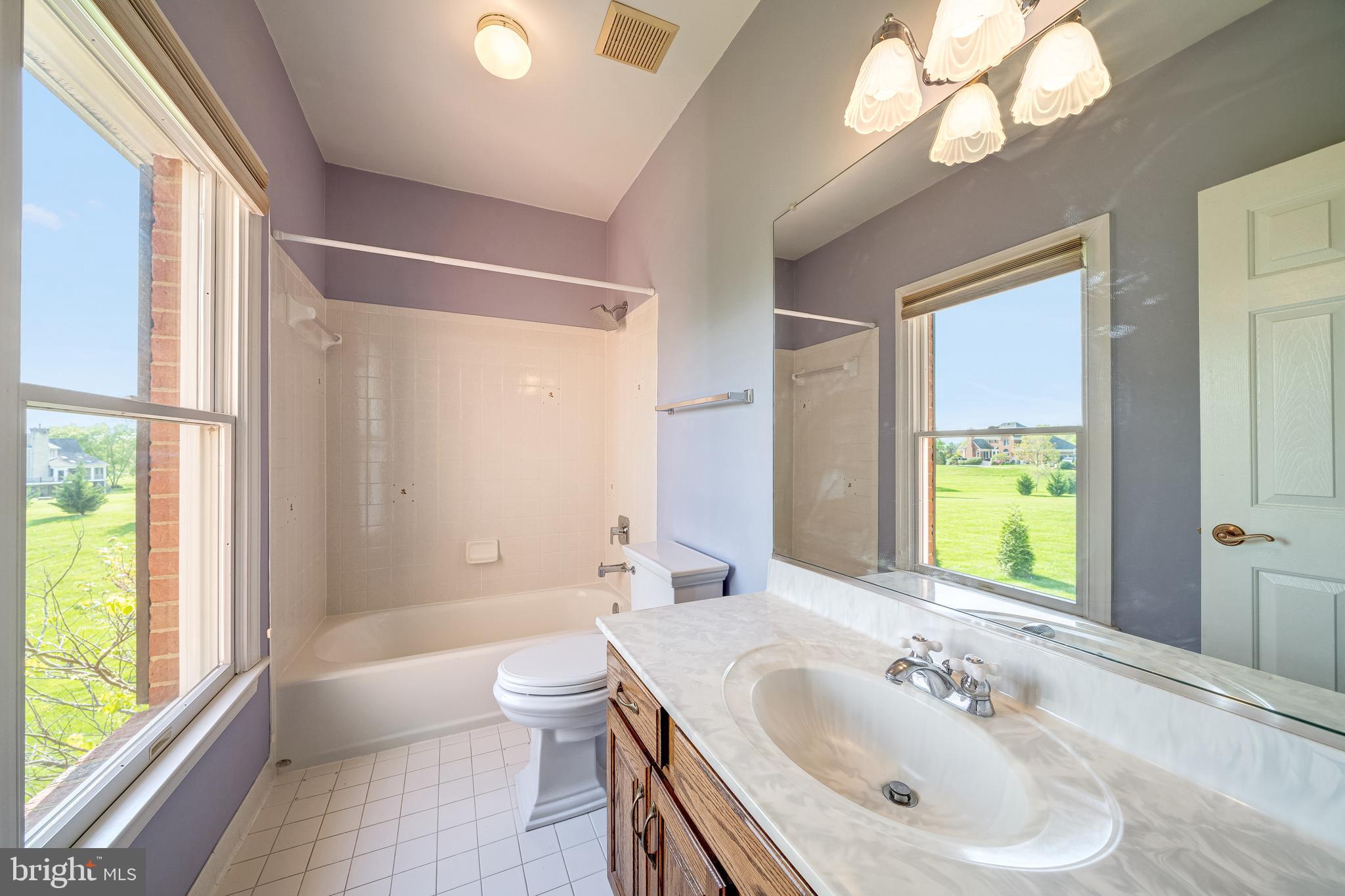 BARCLAY RIDGE - Residential