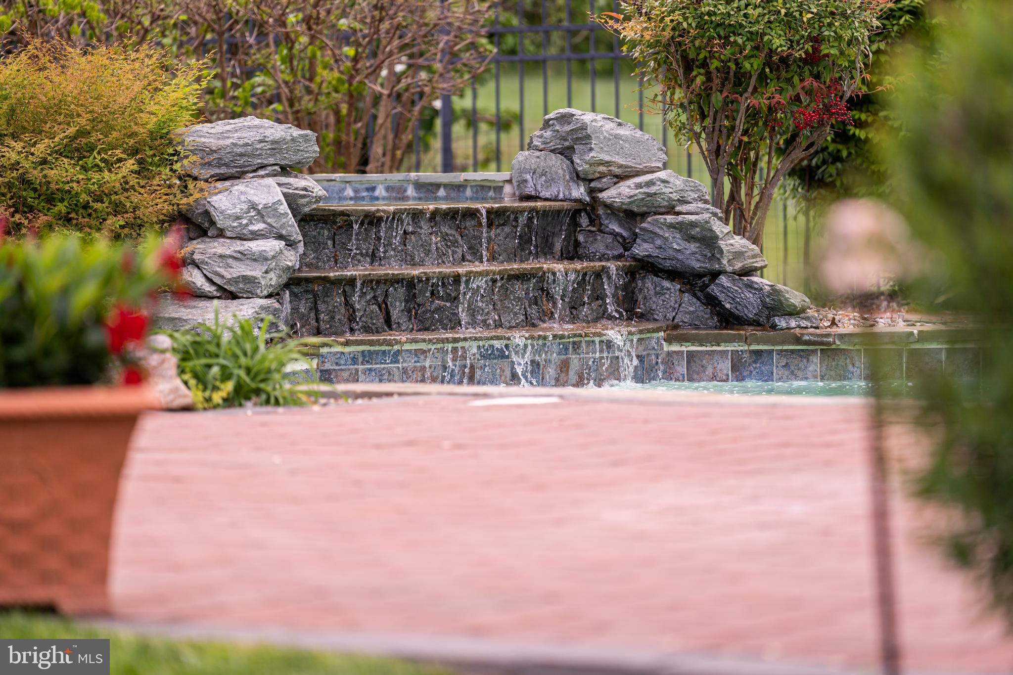 BARCLAY RIDGE - Residential