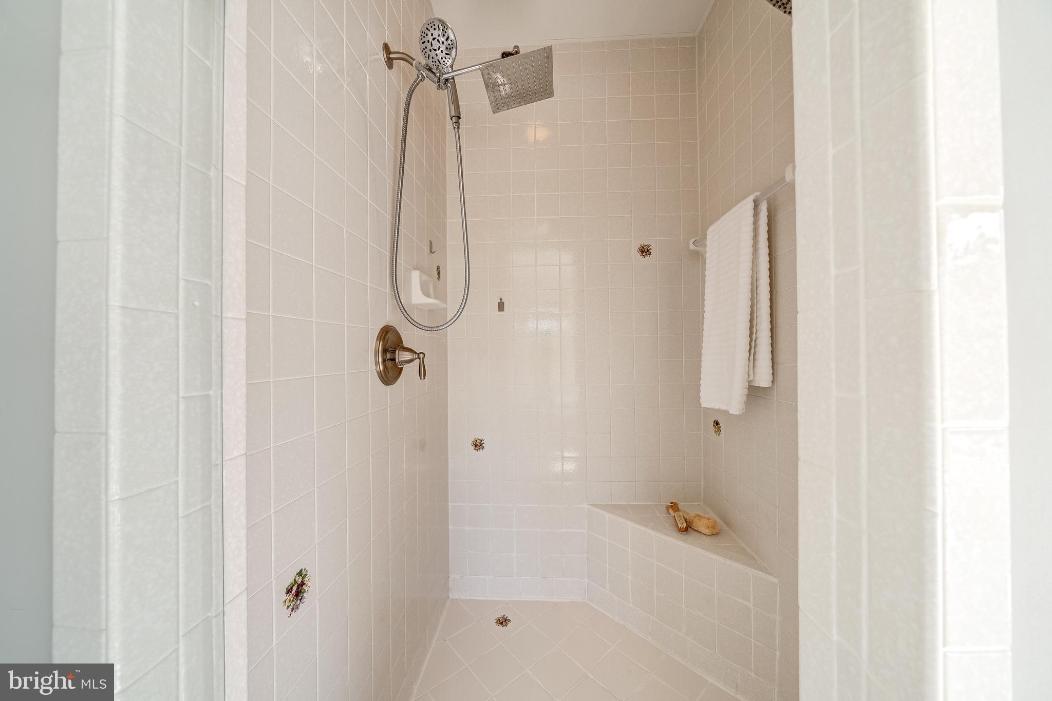 BARCLAY RIDGE - Residential