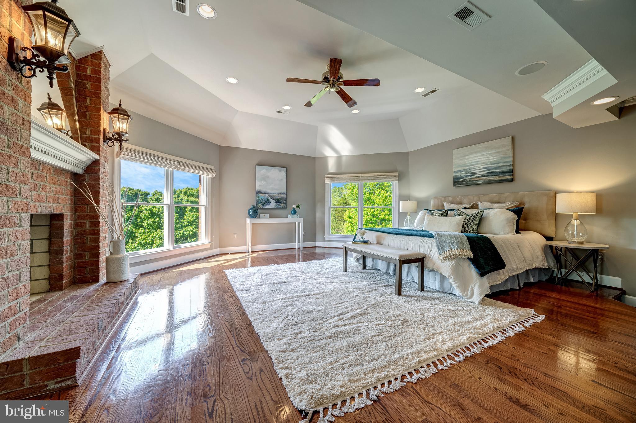 BARCLAY RIDGE - Residential