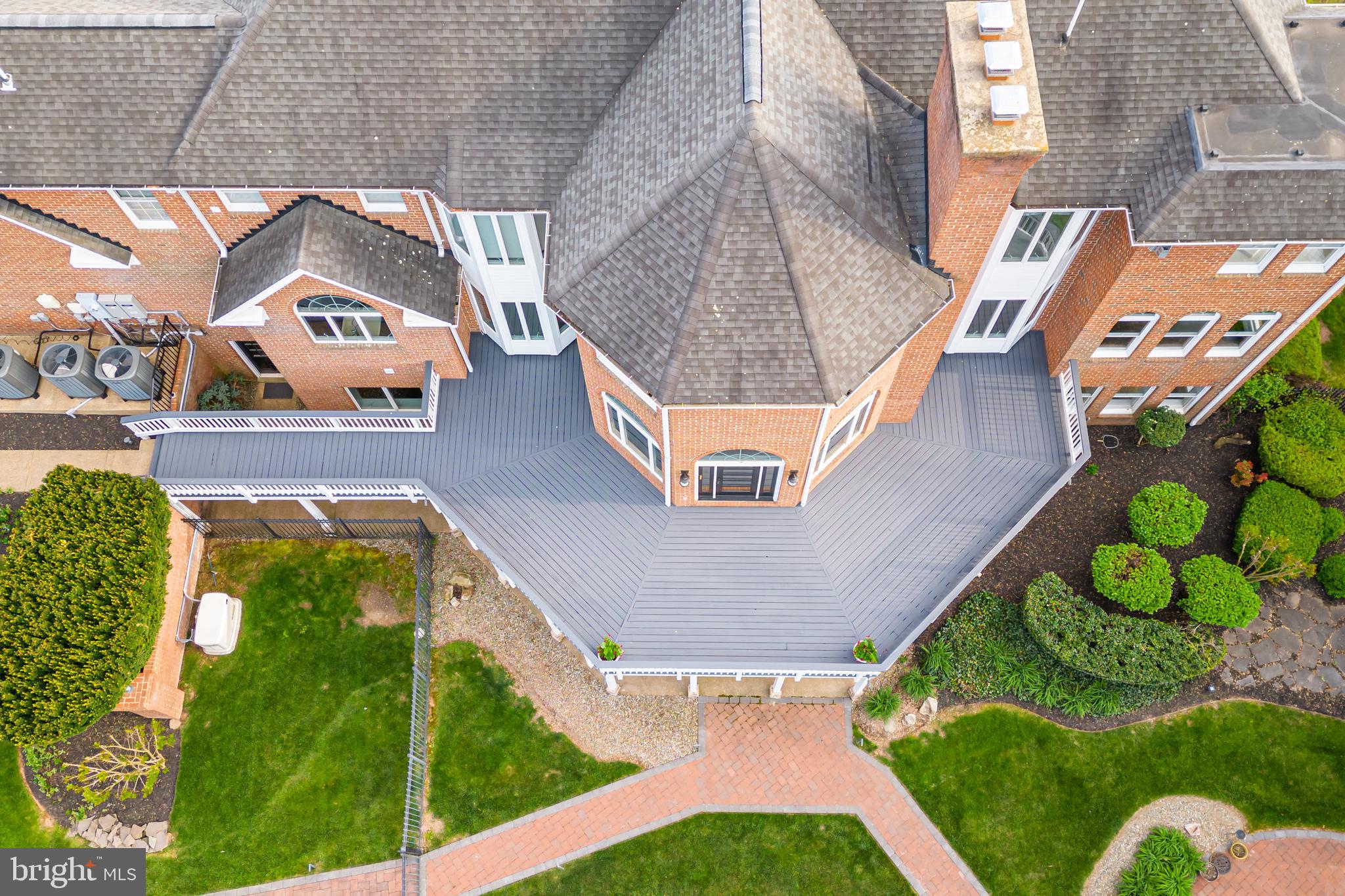 BARCLAY RIDGE - Residential