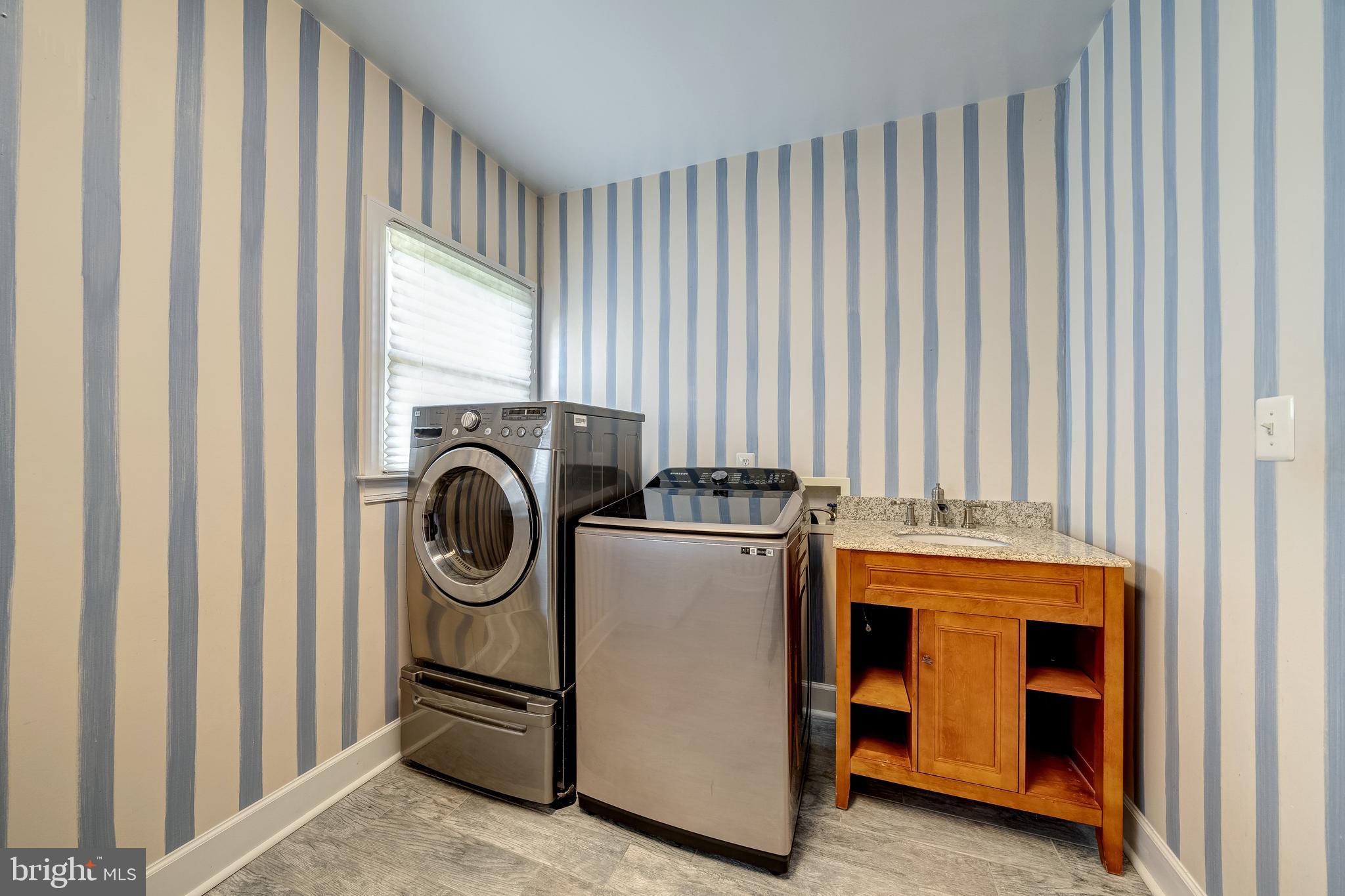 BARCLAY RIDGE - Residential